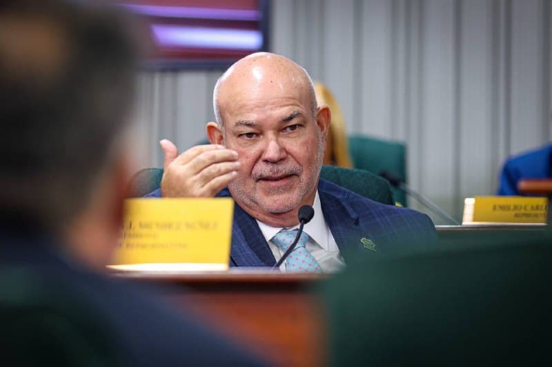 Cámara avala el que cooperativas ofrezcan tarjetas y líneas de crédito a no socios