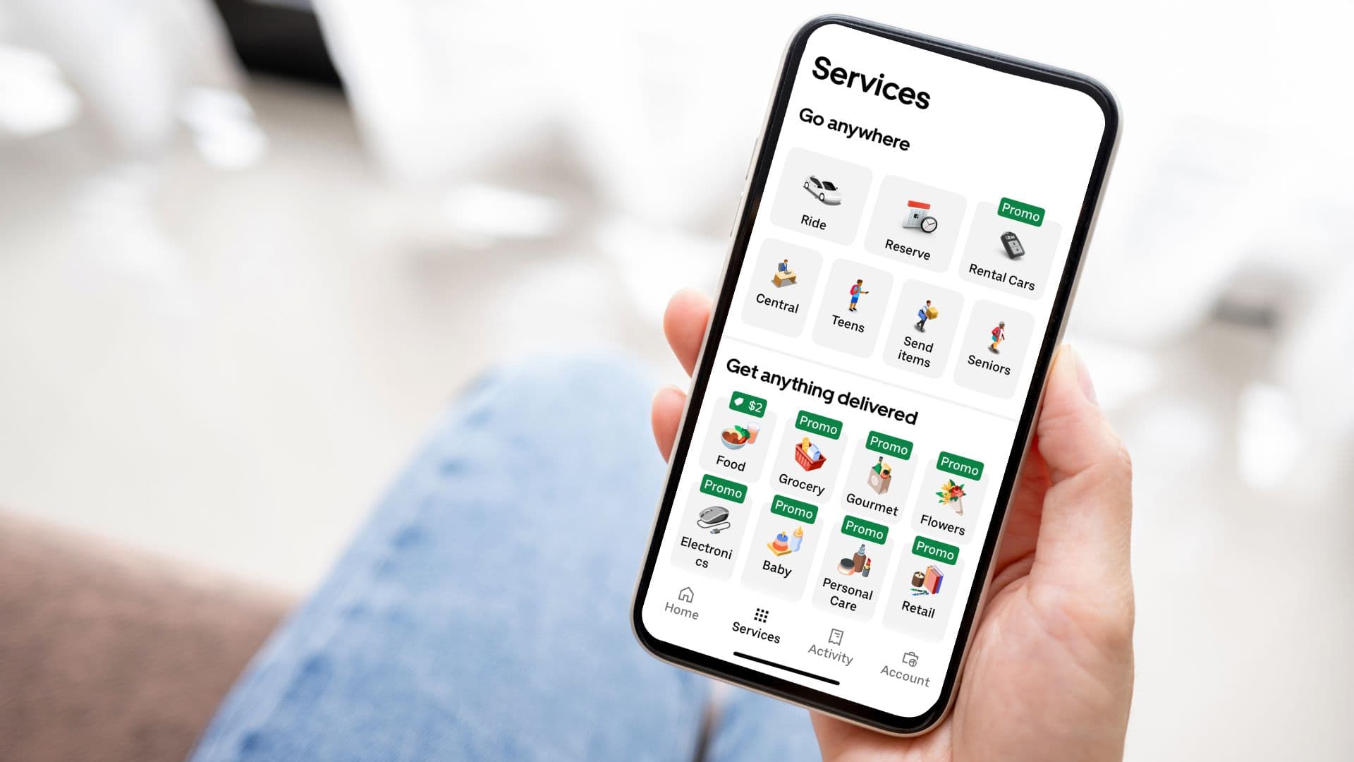 Uber incorpora opción de cuentas para adultos mayores con asistencia familiar