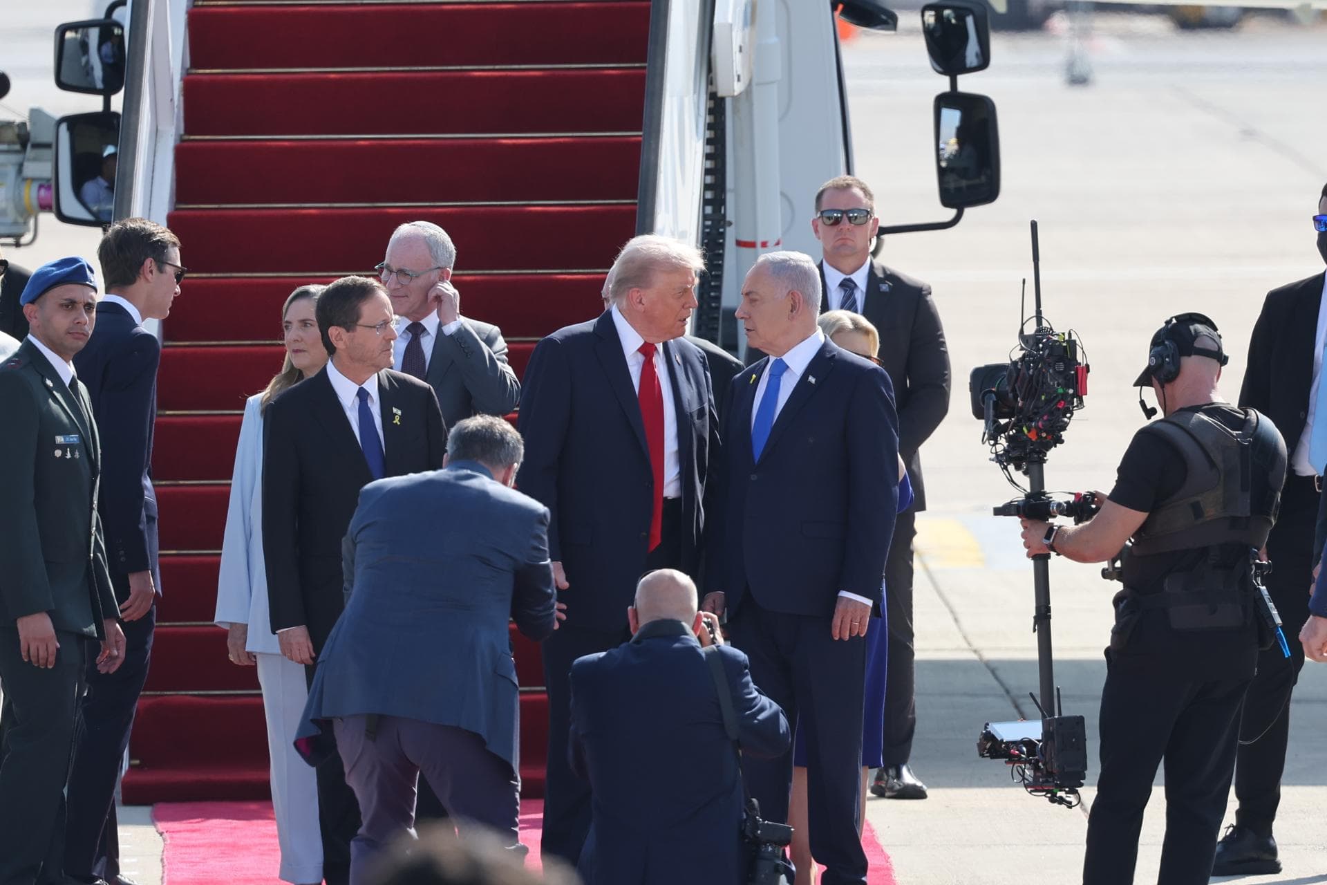 Trump anticipa una era dorada en Oriente Medio y pide a más países apuntalar la paz