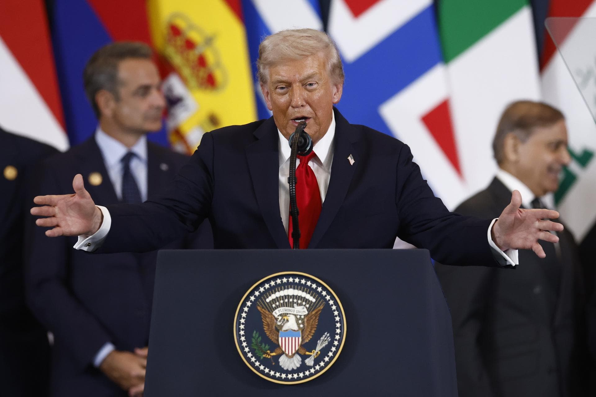 Trump defiende reconstrucción de Gaza, pero elude el reconocimiento de un Estado palestino
