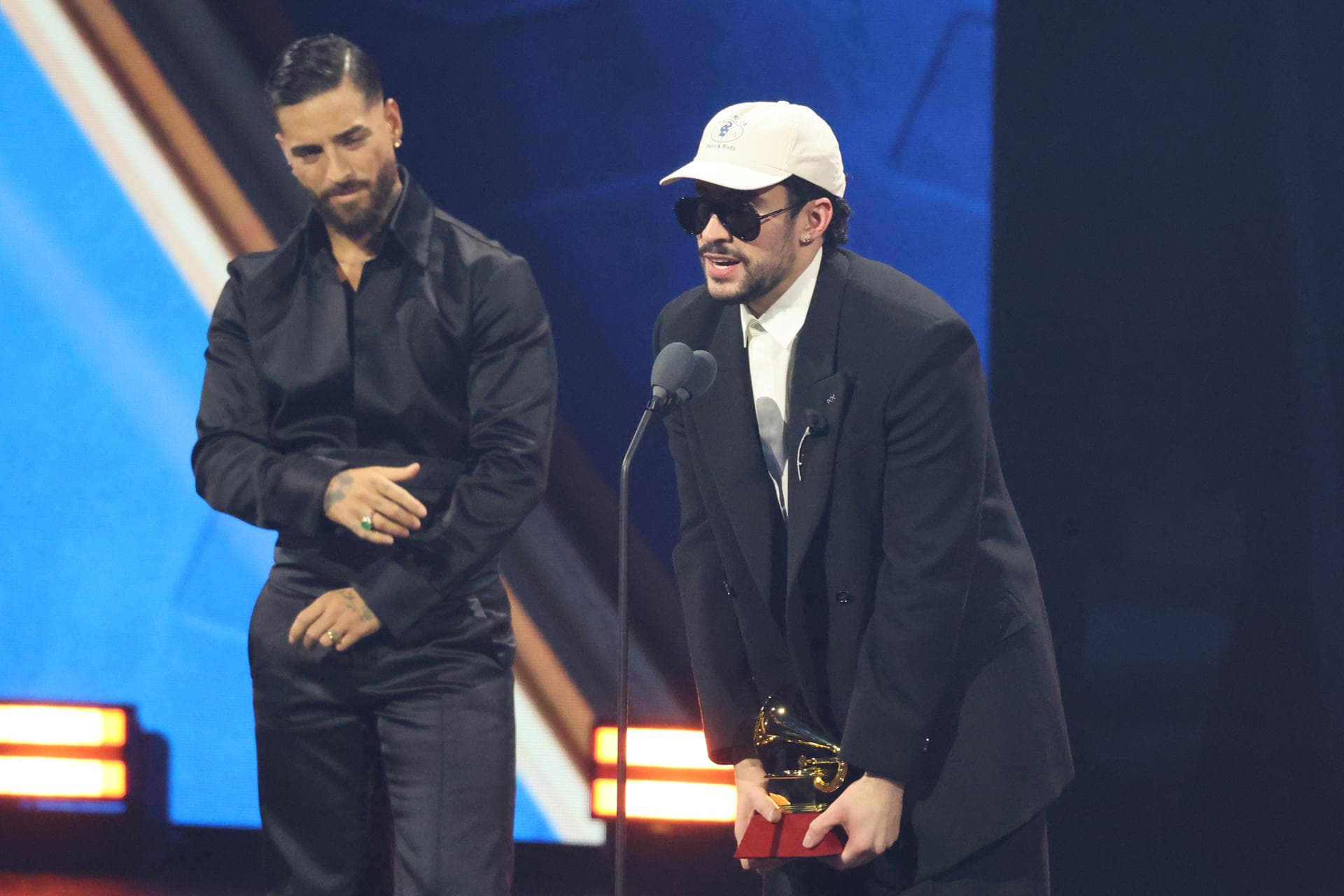 Bad Bunny agranda su huella, Alejandro Sanz sorprende y Karol G deslumbra en los Grammy