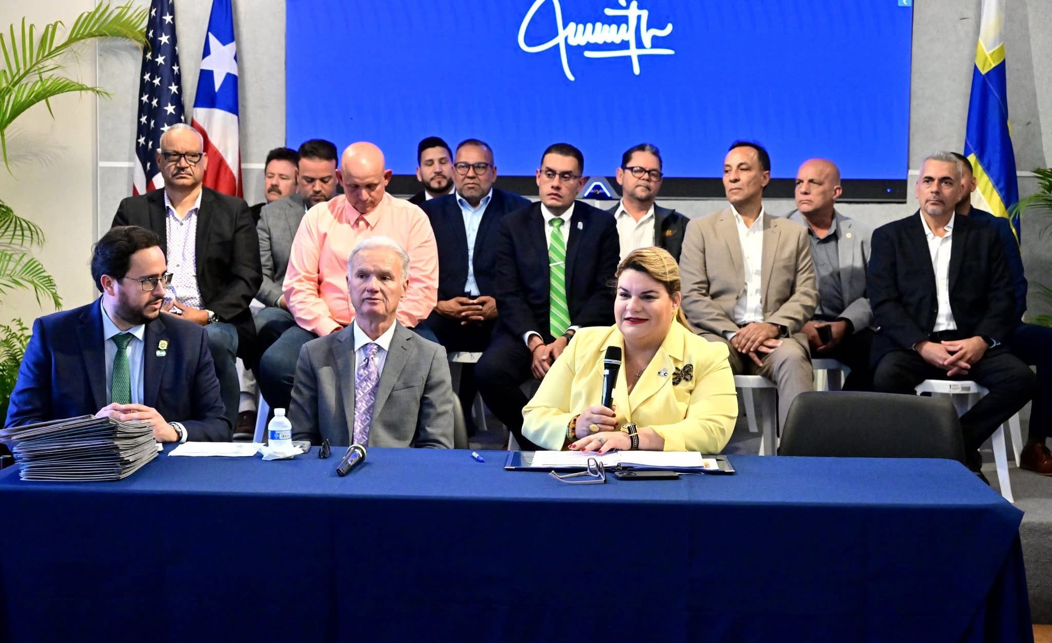 Gobernadora afirma que crisis de agua en la zona metro requiere inversión y no cambios de directores en la AAA
