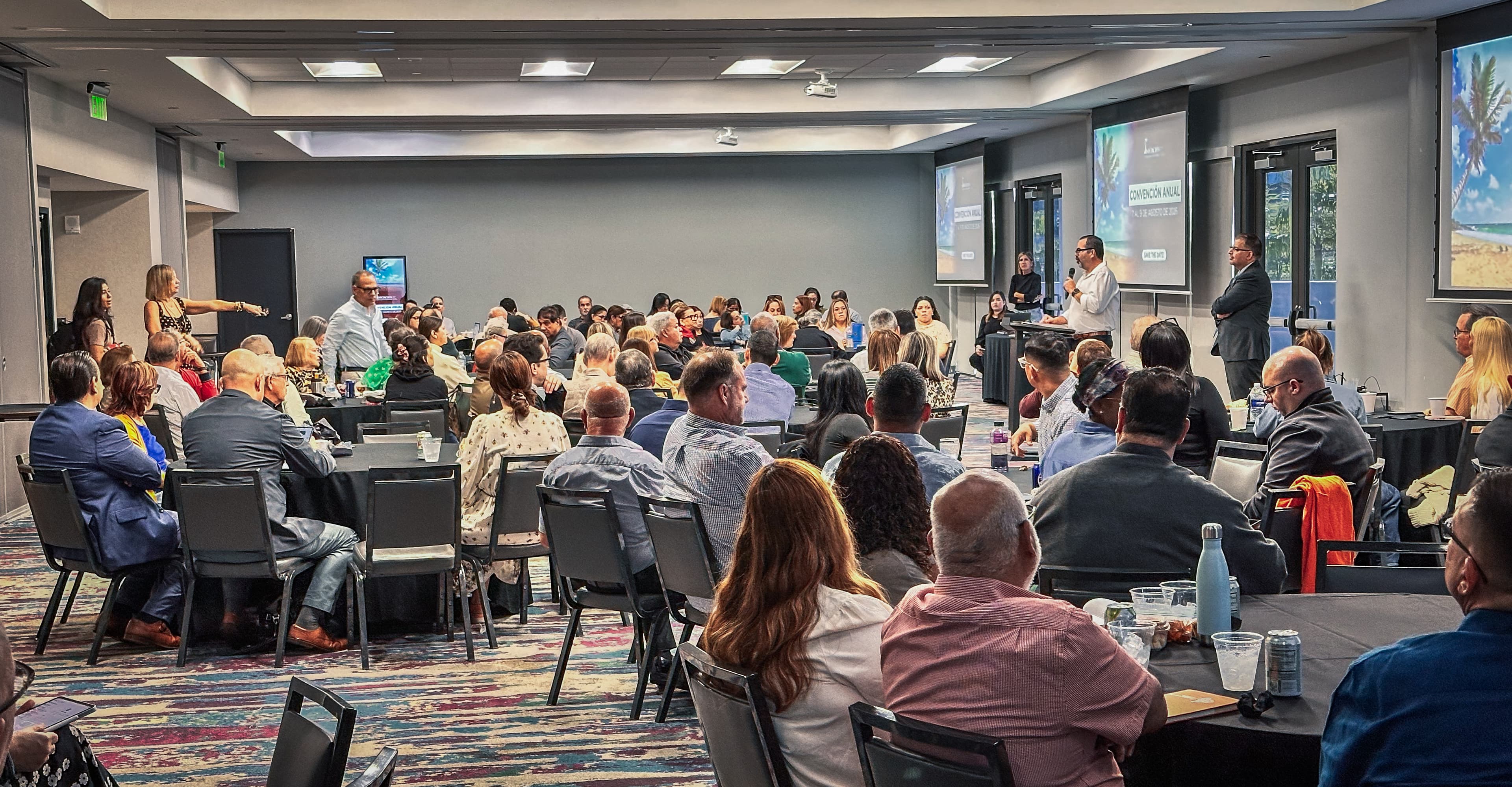 Más de 200 abogados se capacitan gratuitamente en exitosa jornada de educación jurídica continua
