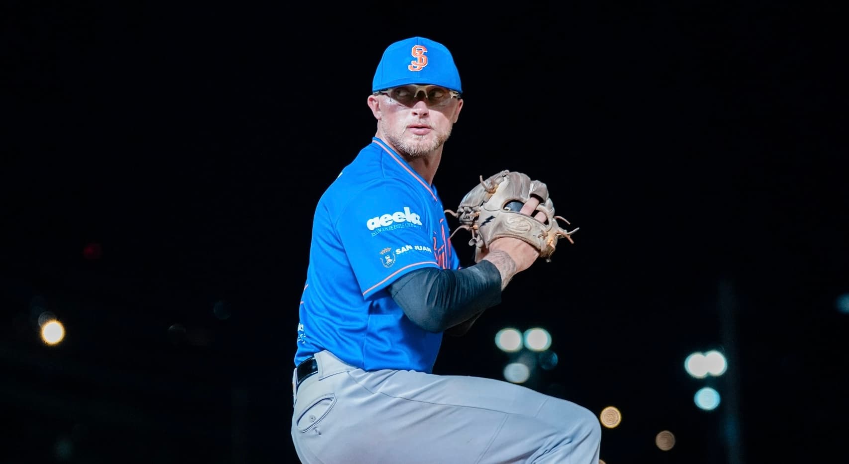 Indios de Mayagüez ganan juego inaugural del béisbol profesional