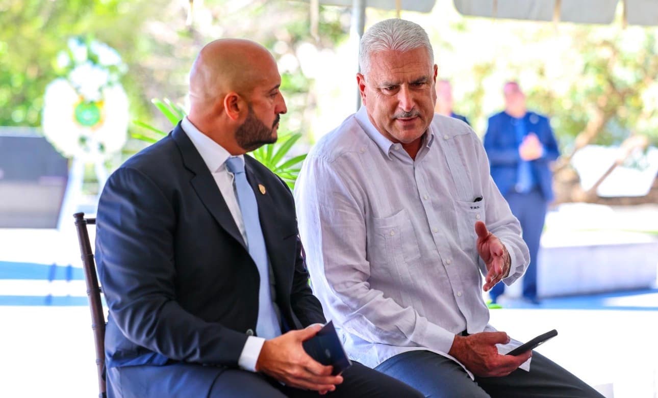 Senado honra a los policías caídos en el cumplimiento del deber