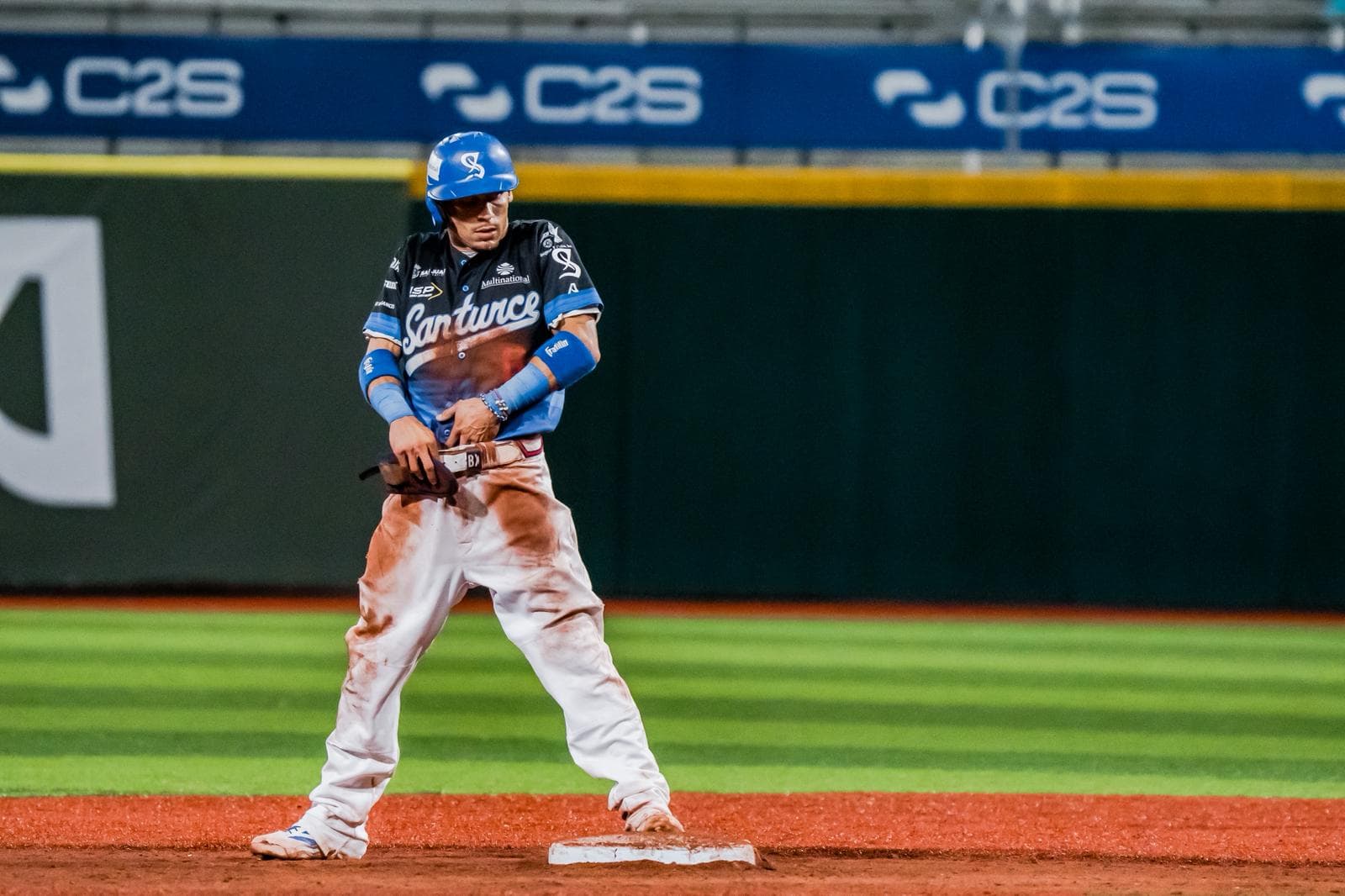 Santurce domina cómodamente a los Leones