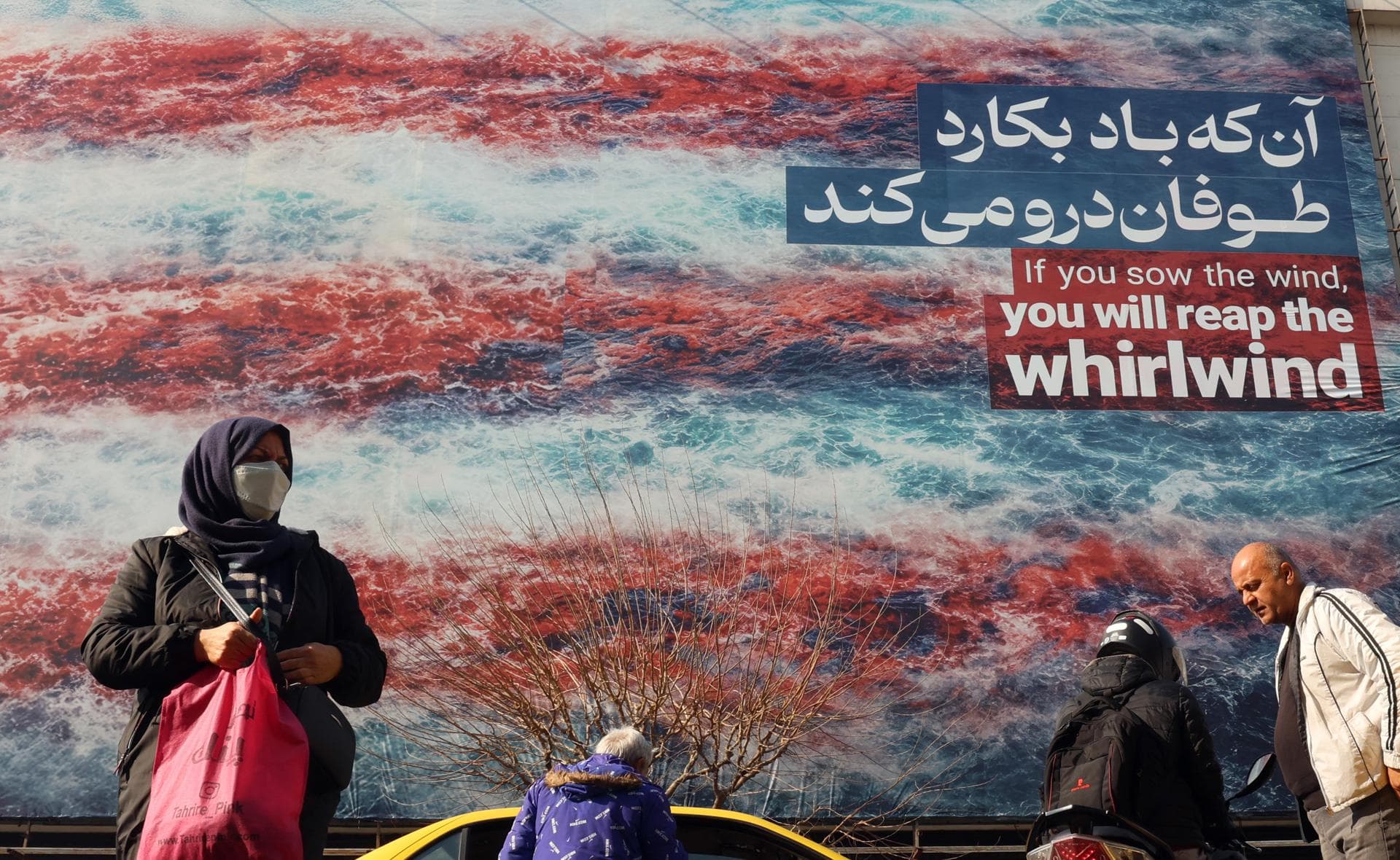 Temor e incertidumbre en las calles de Teherán ante un posible ataque de EEUU