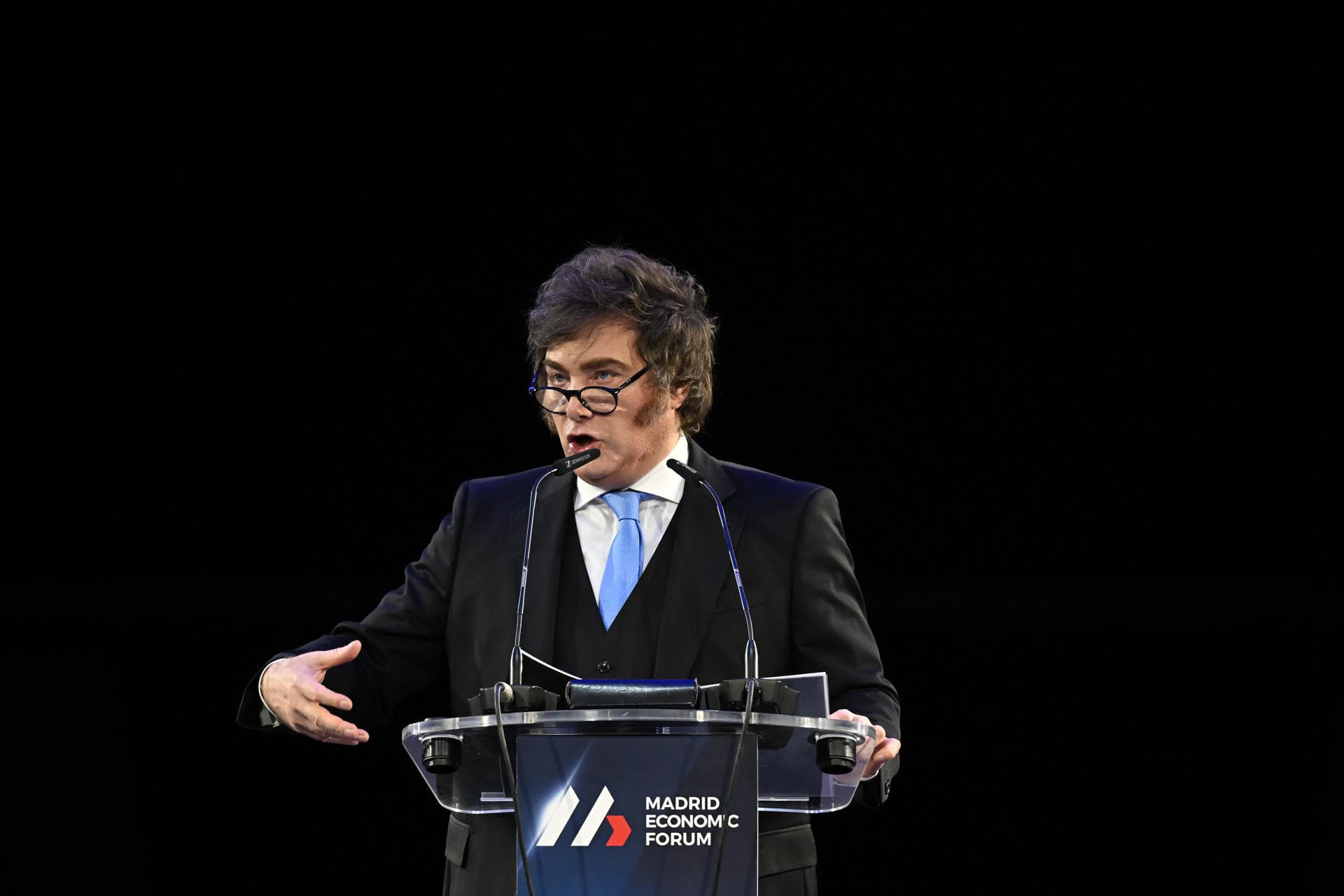 Milei afirma que gracias a Donald Trump el socialismo "se está haciendo pedazos"