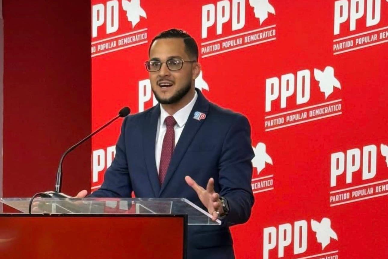 Abogados populares ofrecen juramentación gratuita de documentos de aspirantes a la reválida