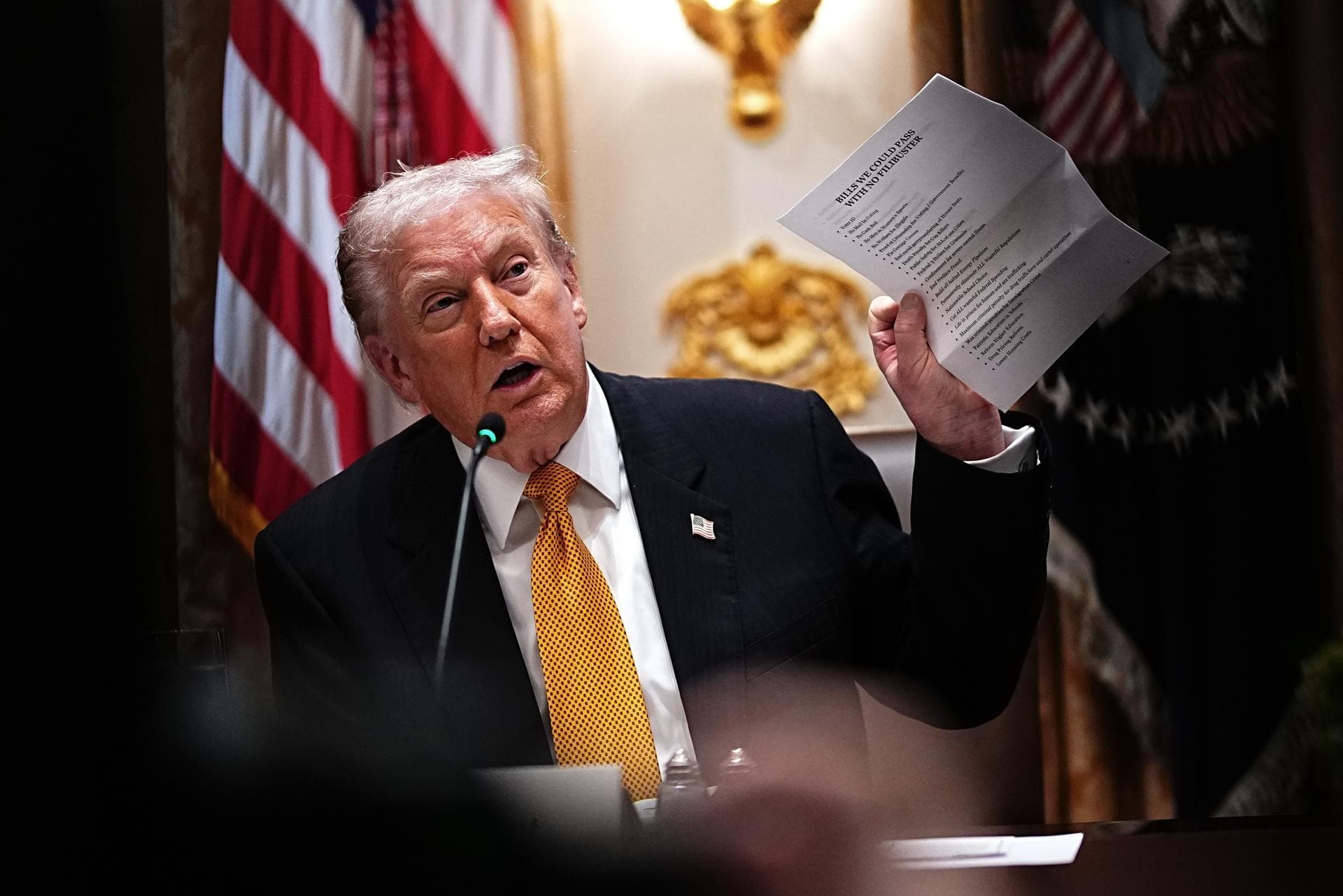 Trump asegura que los estadounidenses recibirán un bono de $2,000 por los aranceles