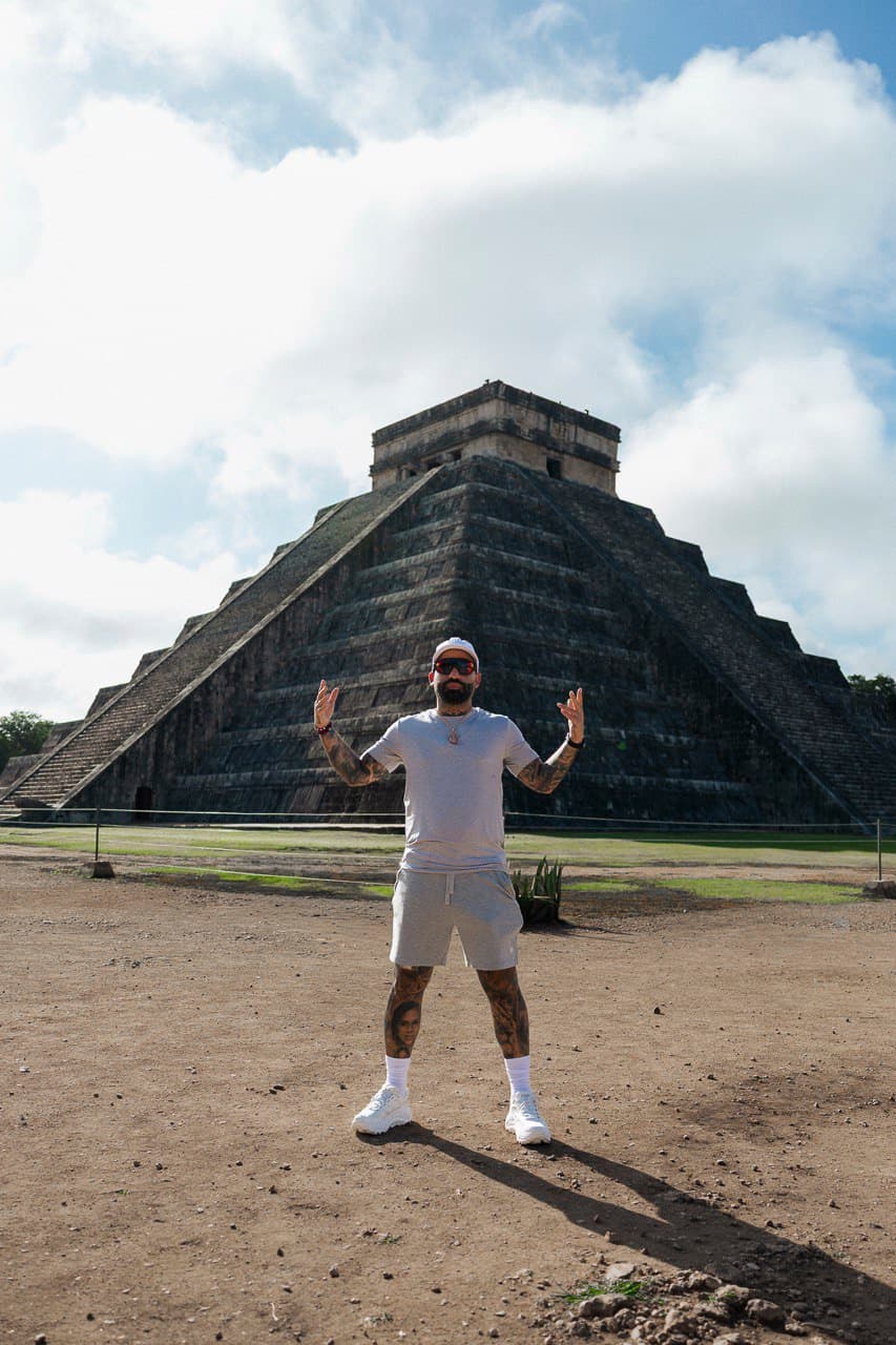 Arcángel en Chichén Itzá.