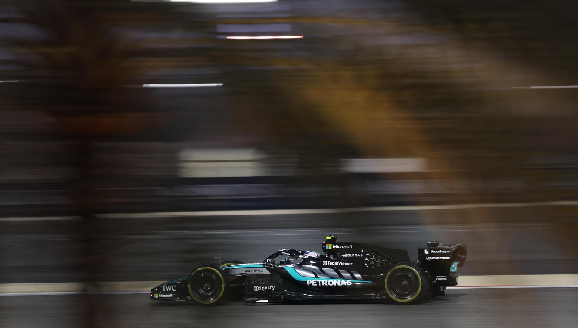 Los dos Mercedes, los más rápidos del último día de test en Baréin