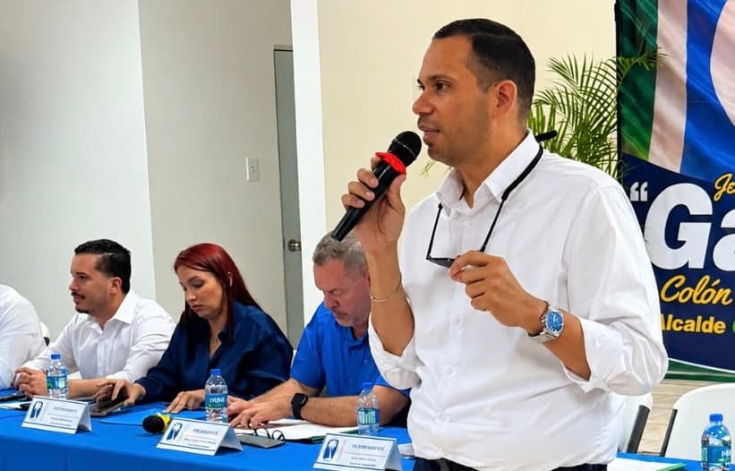 Comisionado Electoral Alterno del PNP anuncia su salida