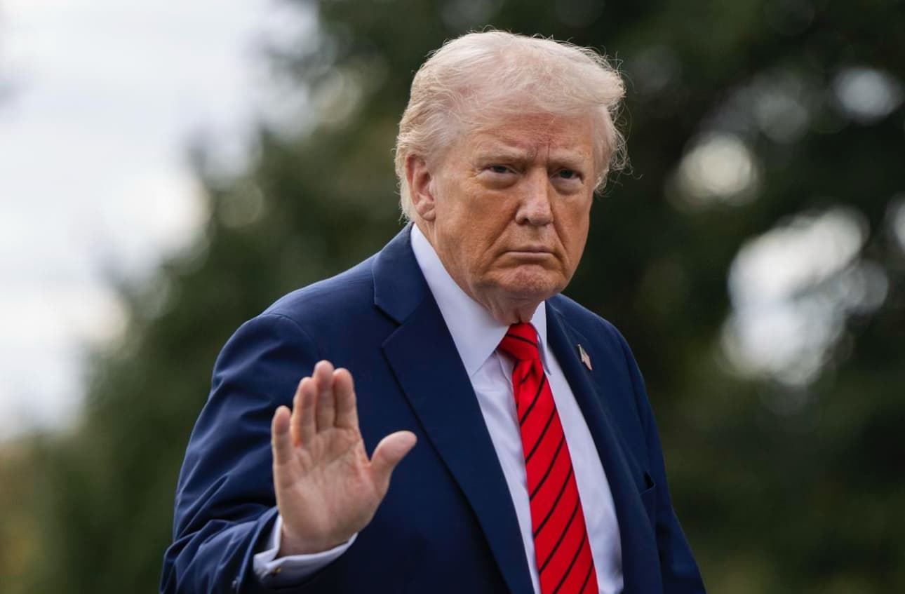 Trump anuncia aranceles del 100% para China por su postura comercial "hostil"