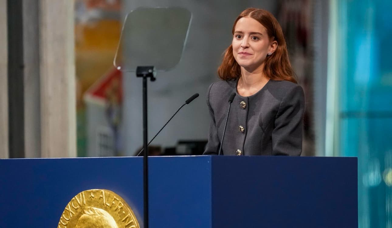 Hija de María Corina Machado recibe en su nombre el Nobel de la Paz
