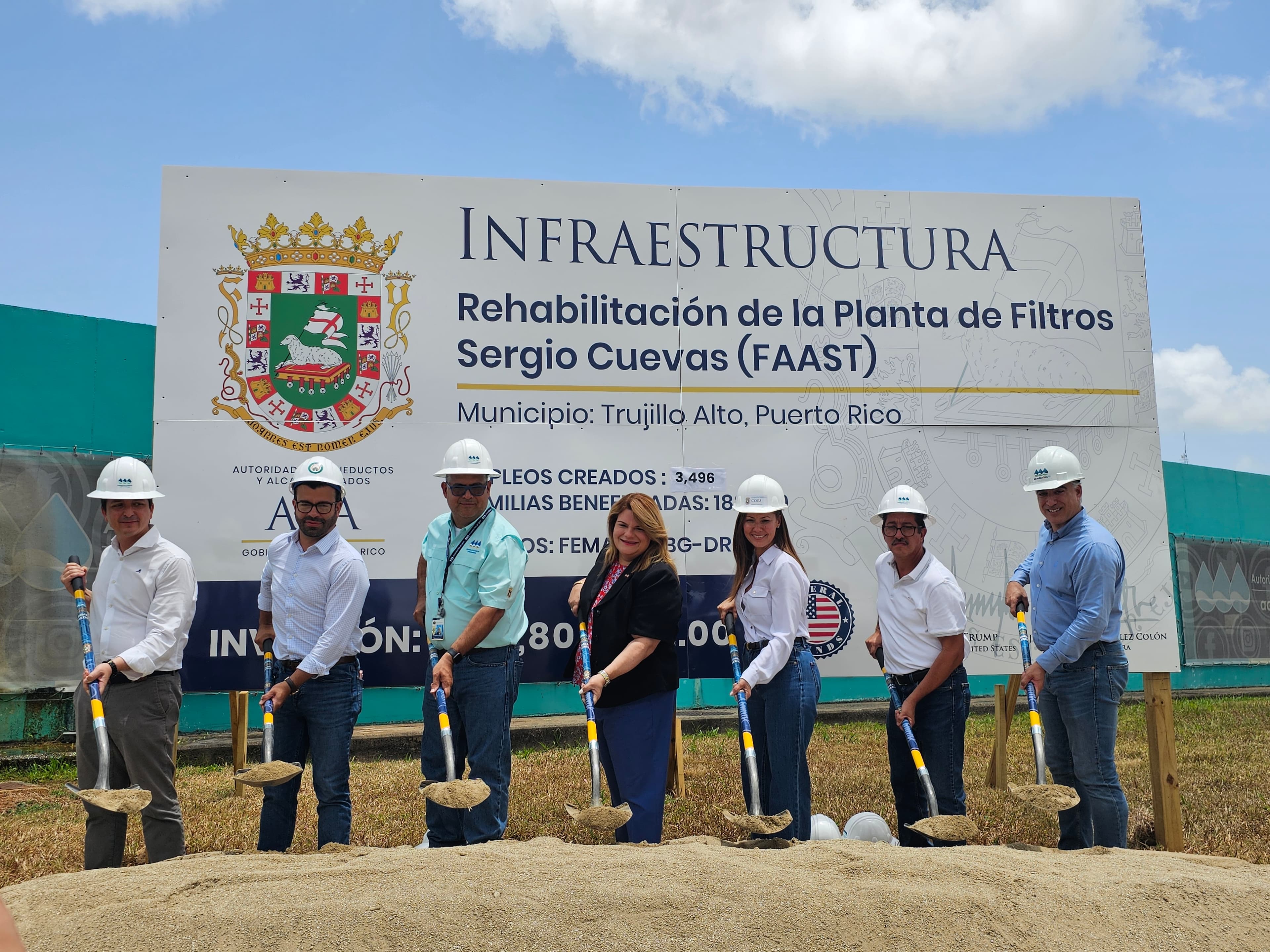 Gobernadora anuncia desembolso millonario en fondos federales para el desarrollo de infraestructura crítica