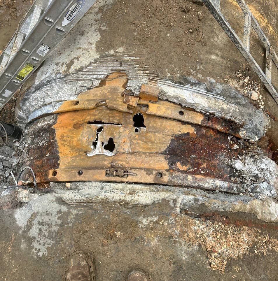 AAA inicia trabajos de soldadura tras detener flujo en tubería del Superacueducto