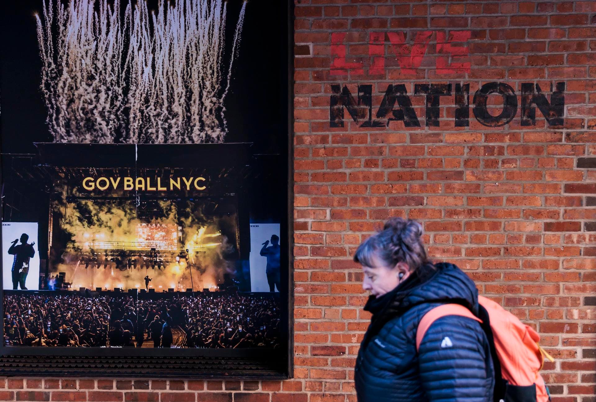 EE.UU. demanda a Ticketmaster y Live Nation por reventas de boletos