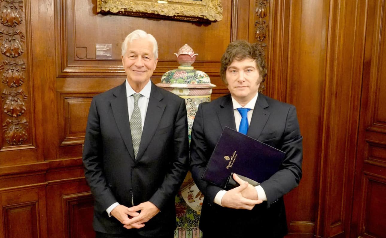 Javier Milei se reúne con CEO de JPMorgan y destaca apoyo de Estados Unidos a su gestión