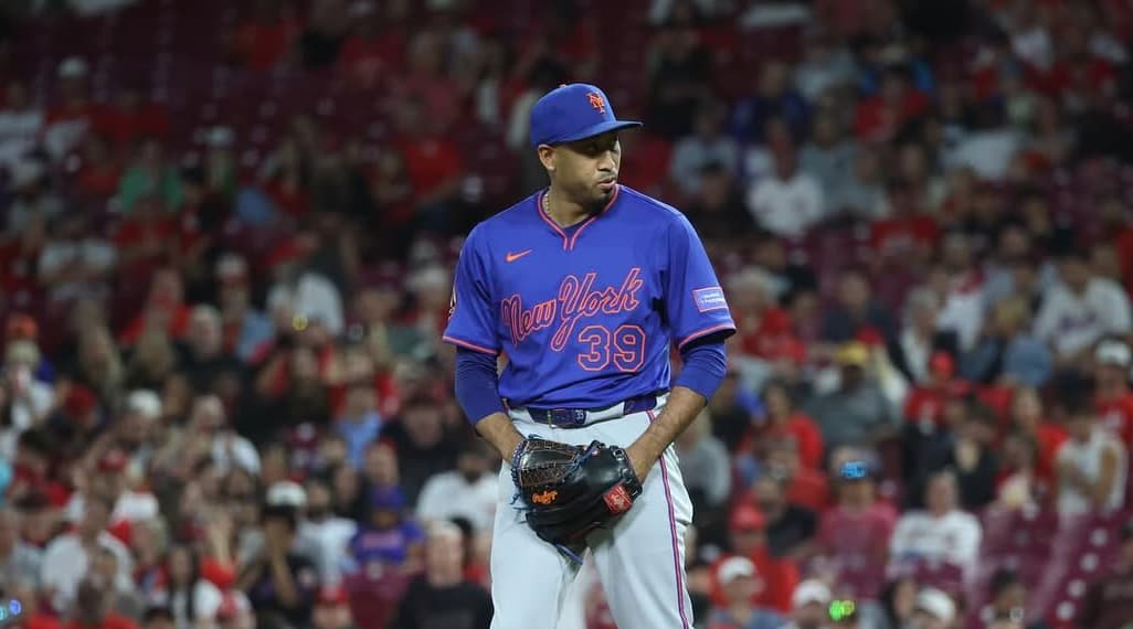 Edwin “Sugar” Díaz firma con los Dodgers por $69 millones