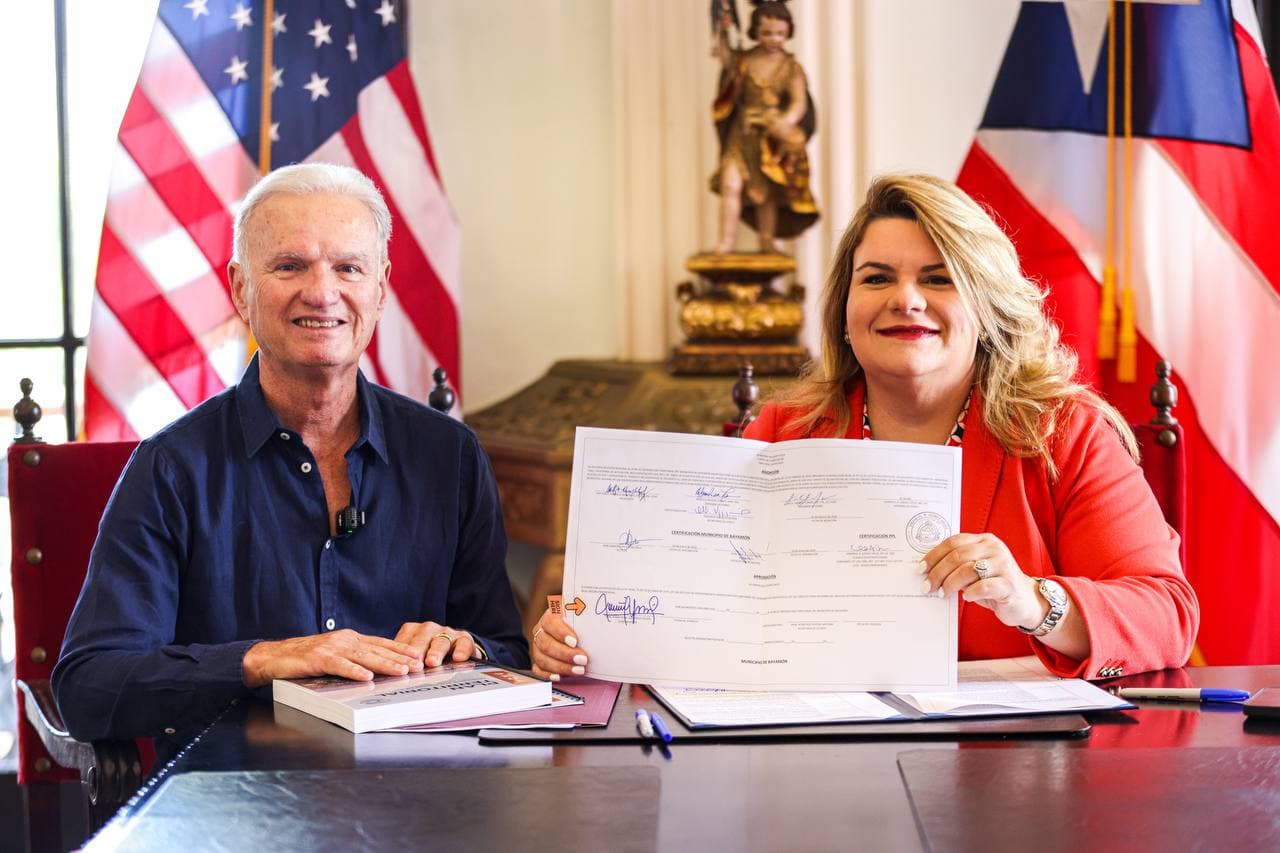 Gobernadora oficializa revisión del Plan Territorial de Bayamón