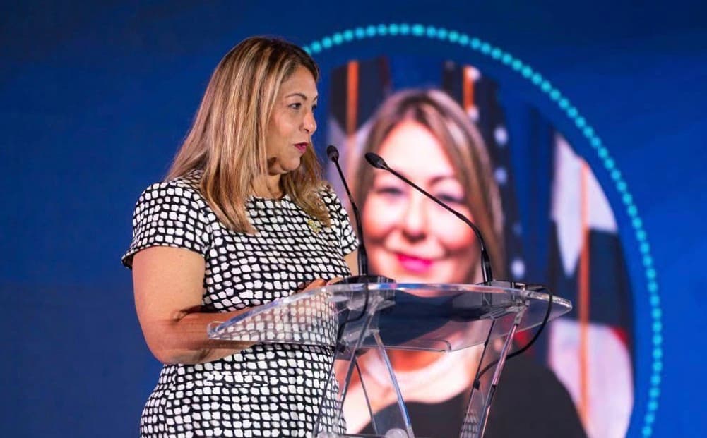 Departamento de la Familia extiende contrato de amas de llaves mientras culmina evaluación de la Junta Fiscal