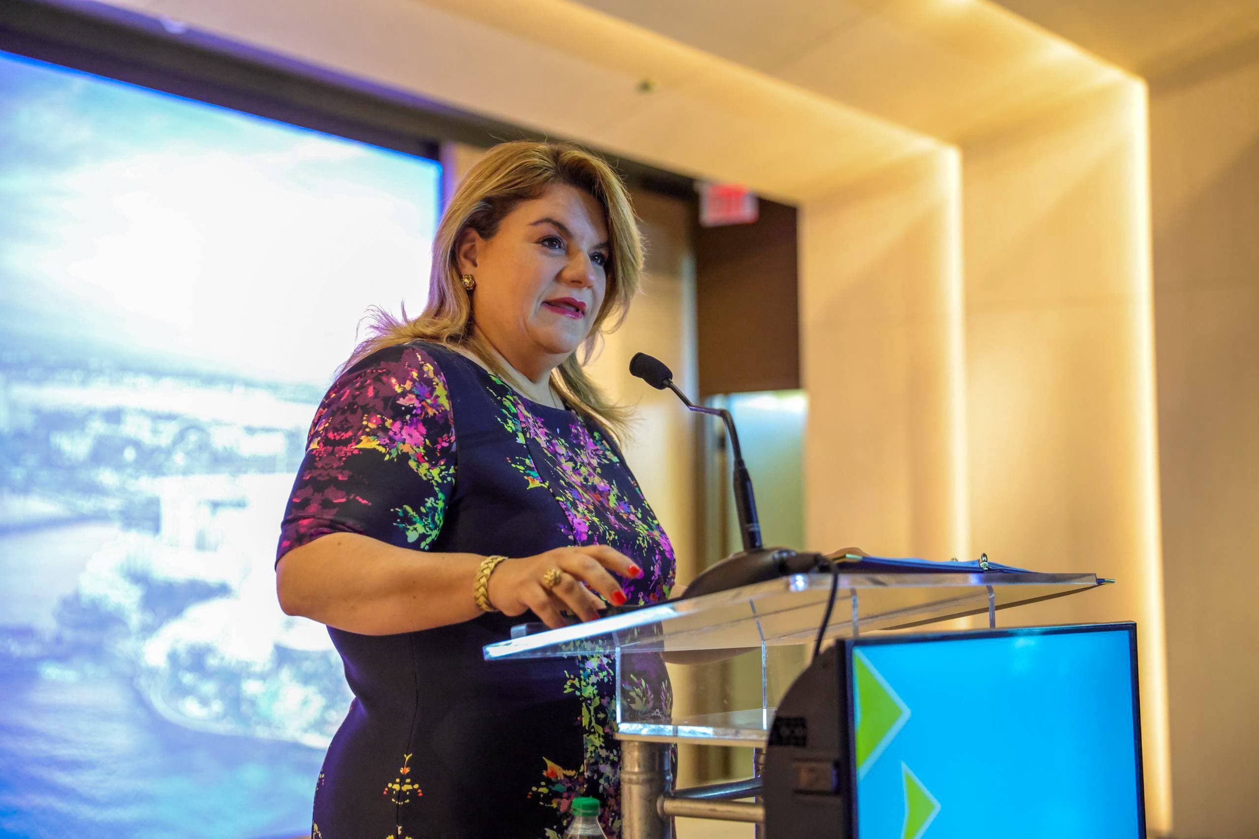Gobernadora anuncia “Desarrollo Económico en Ruta” para llevar servicios, herramientas y oportunidades directamente a los municipios