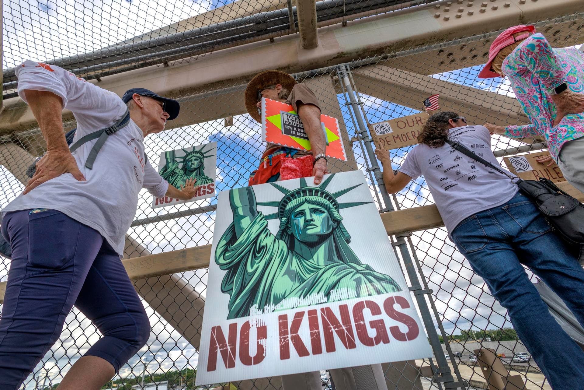 Más de 2,500 eventos de ‘No Kings’ impulsan el voto anticipado en Estados Unidos