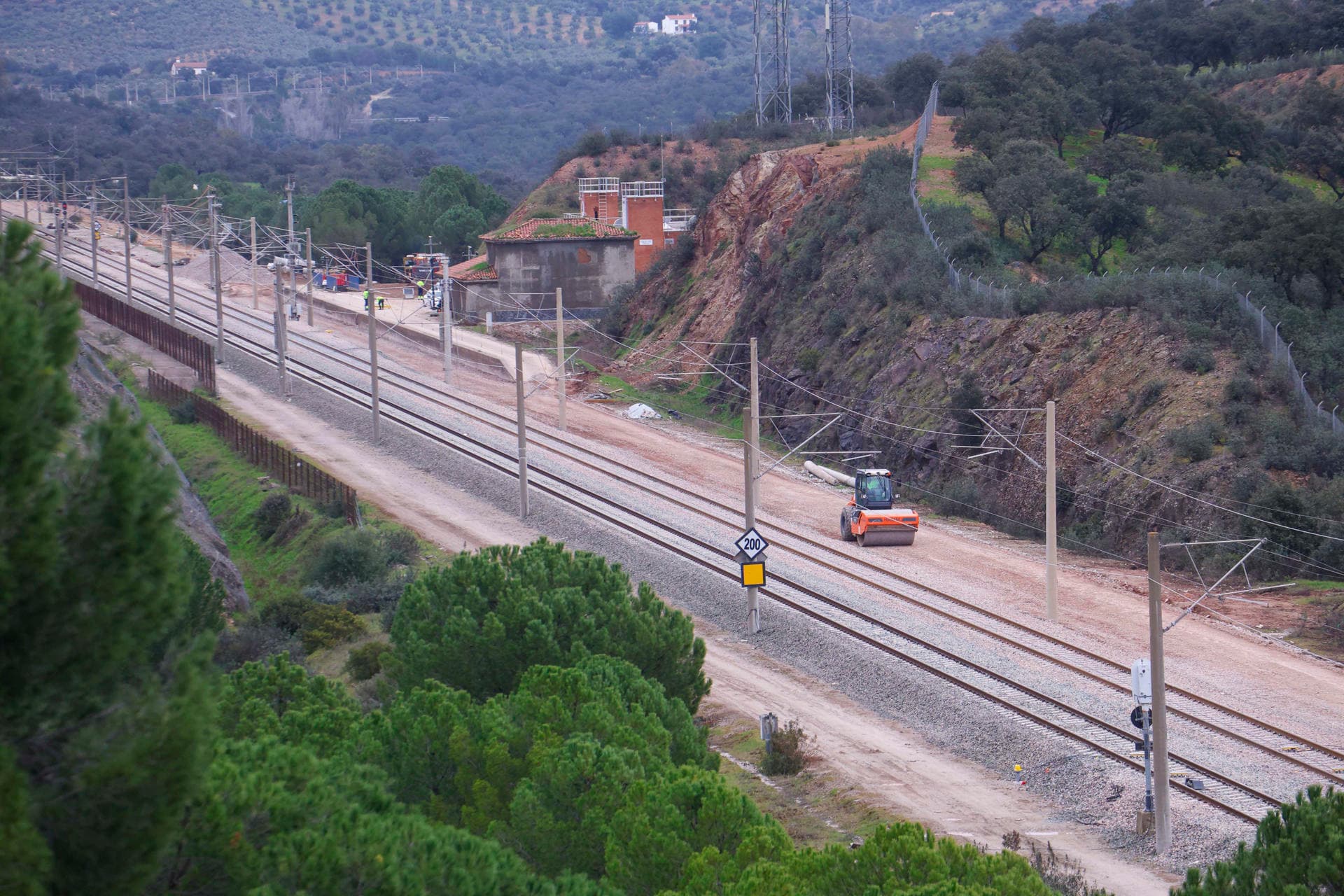 Renfe retoma servicio de alta velocidad entre Madrid y Andalucía tras accidente de enero