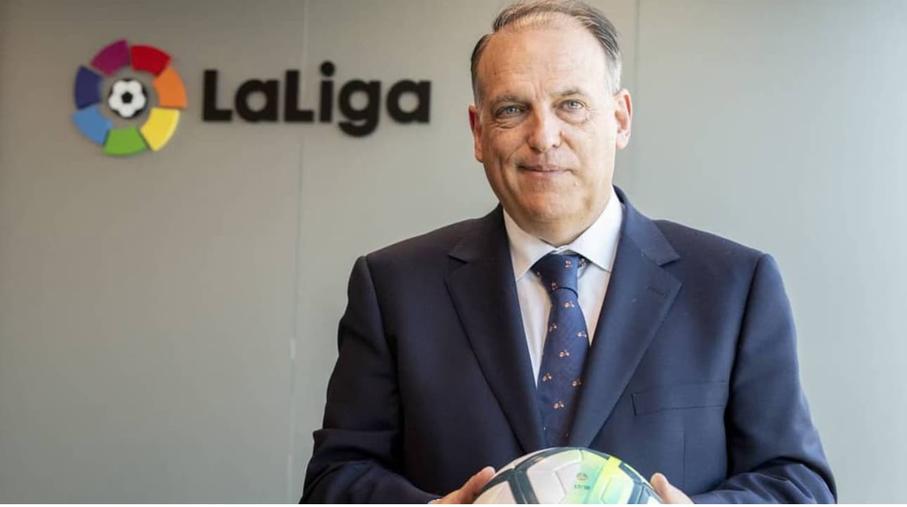 Tebas tilda el discurso de Florentino de "mesiánico, sectario y supremacista"