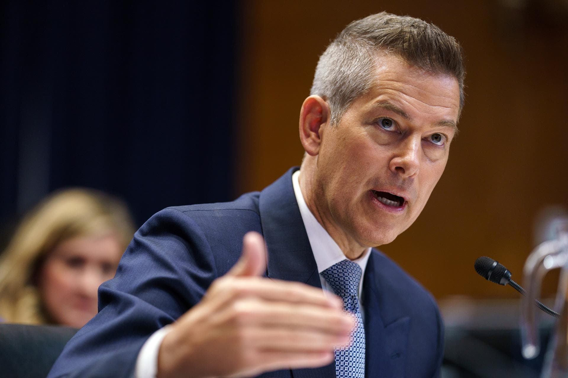 Los retrasos en vuelos en EE.UU. empeorarán por cierre del Gobierno federal