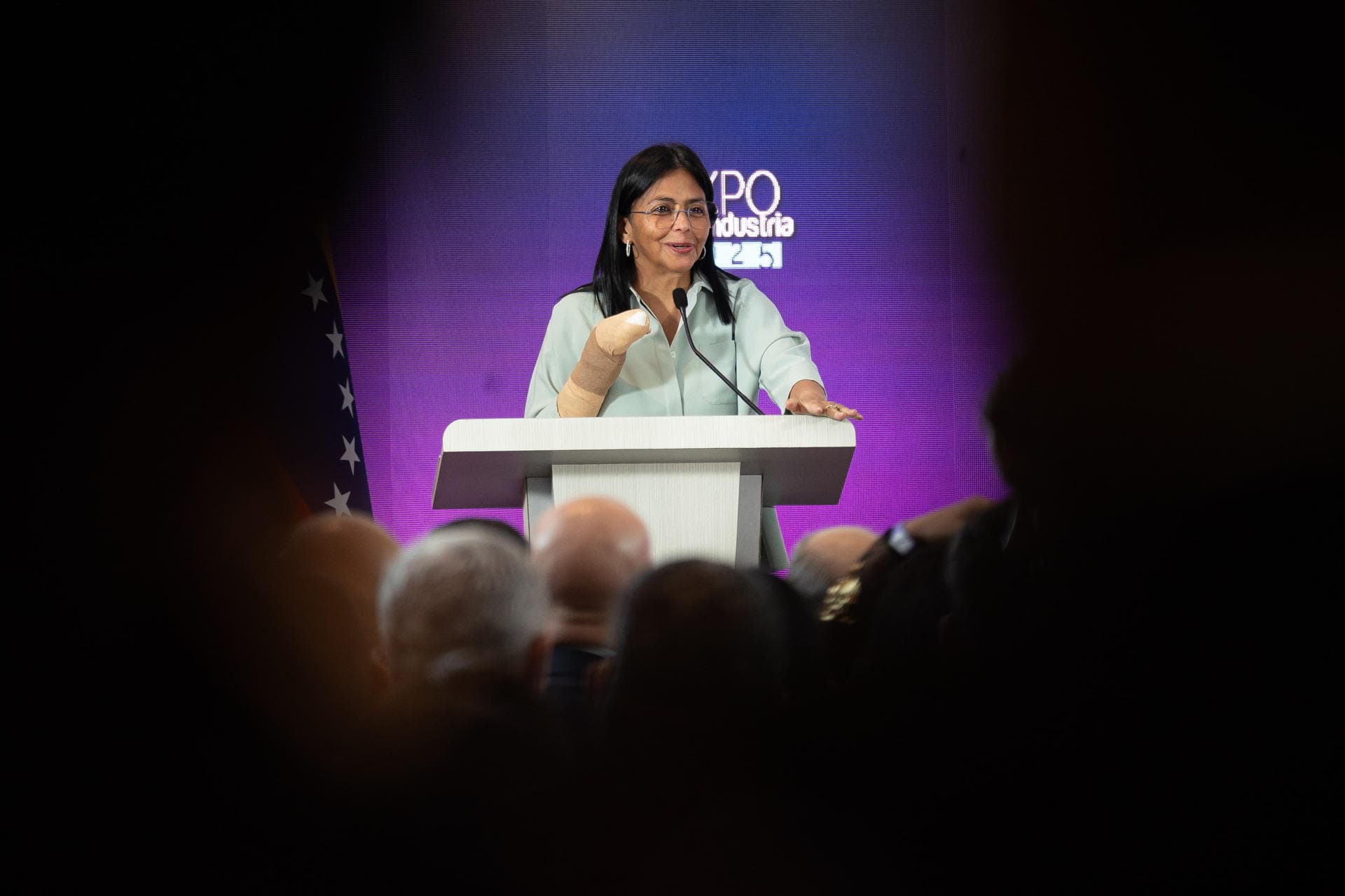 Régimen dictatorial venezolano insiste en Maduro tras su captura