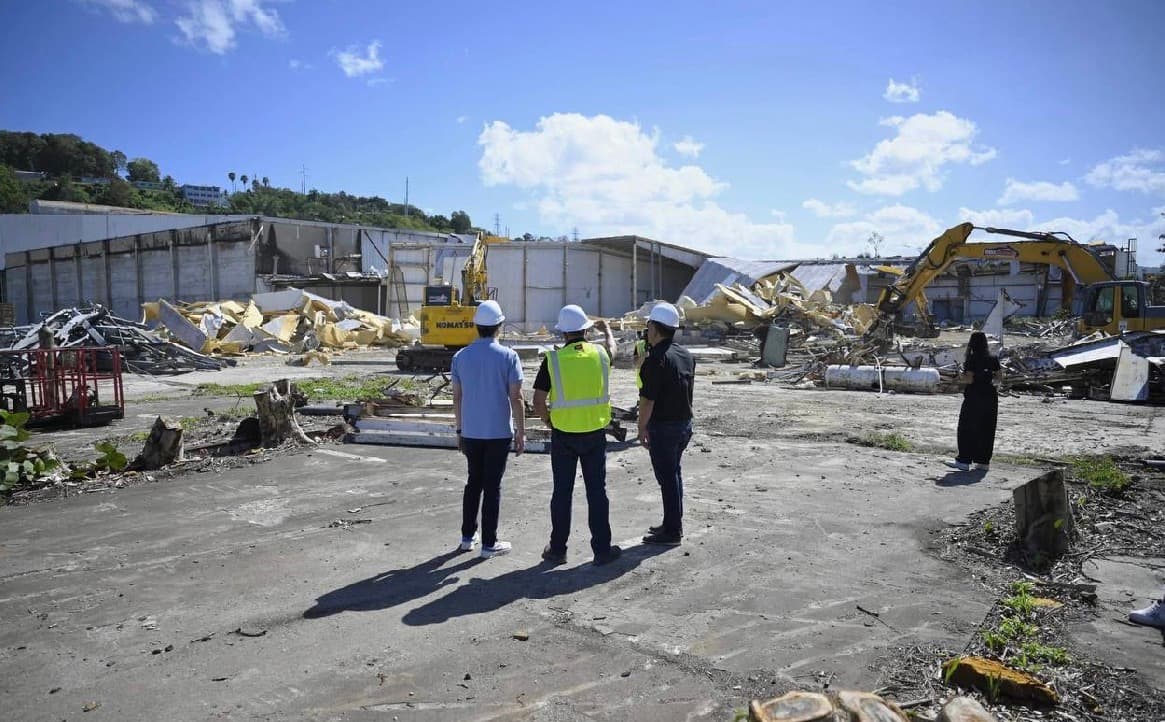 PRIDCO avanza en la transformación del muelle de Mayagüez con la demolición de estructuras en desuso