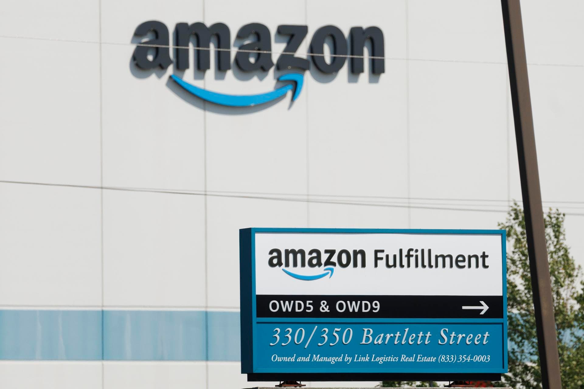 OpenAI reta a las "tech", la nube de Amazon falla y otros clics tecnológicos