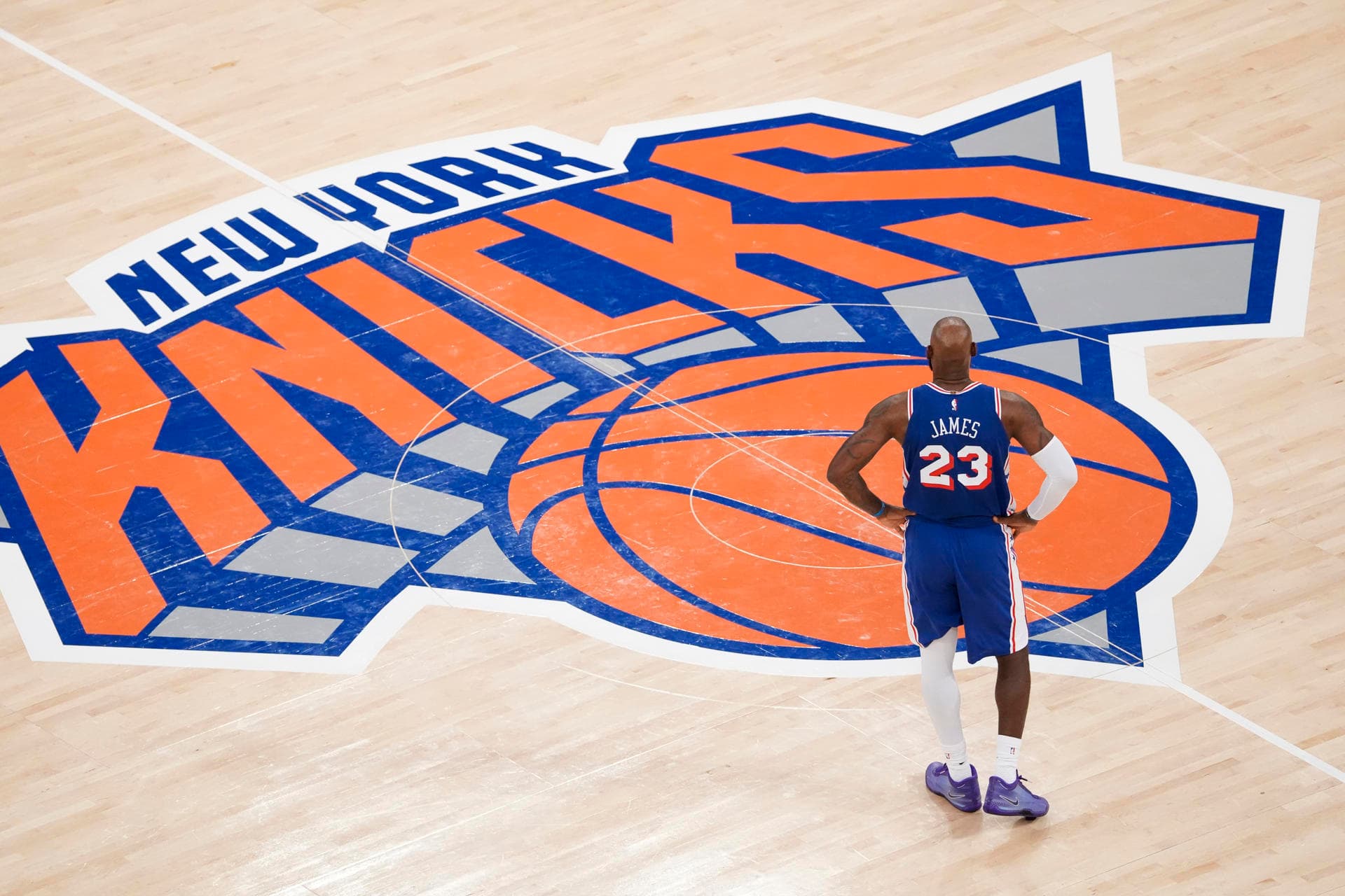 Filadelfia amarga la fiesta de los Knicks en el arranque de la NBA