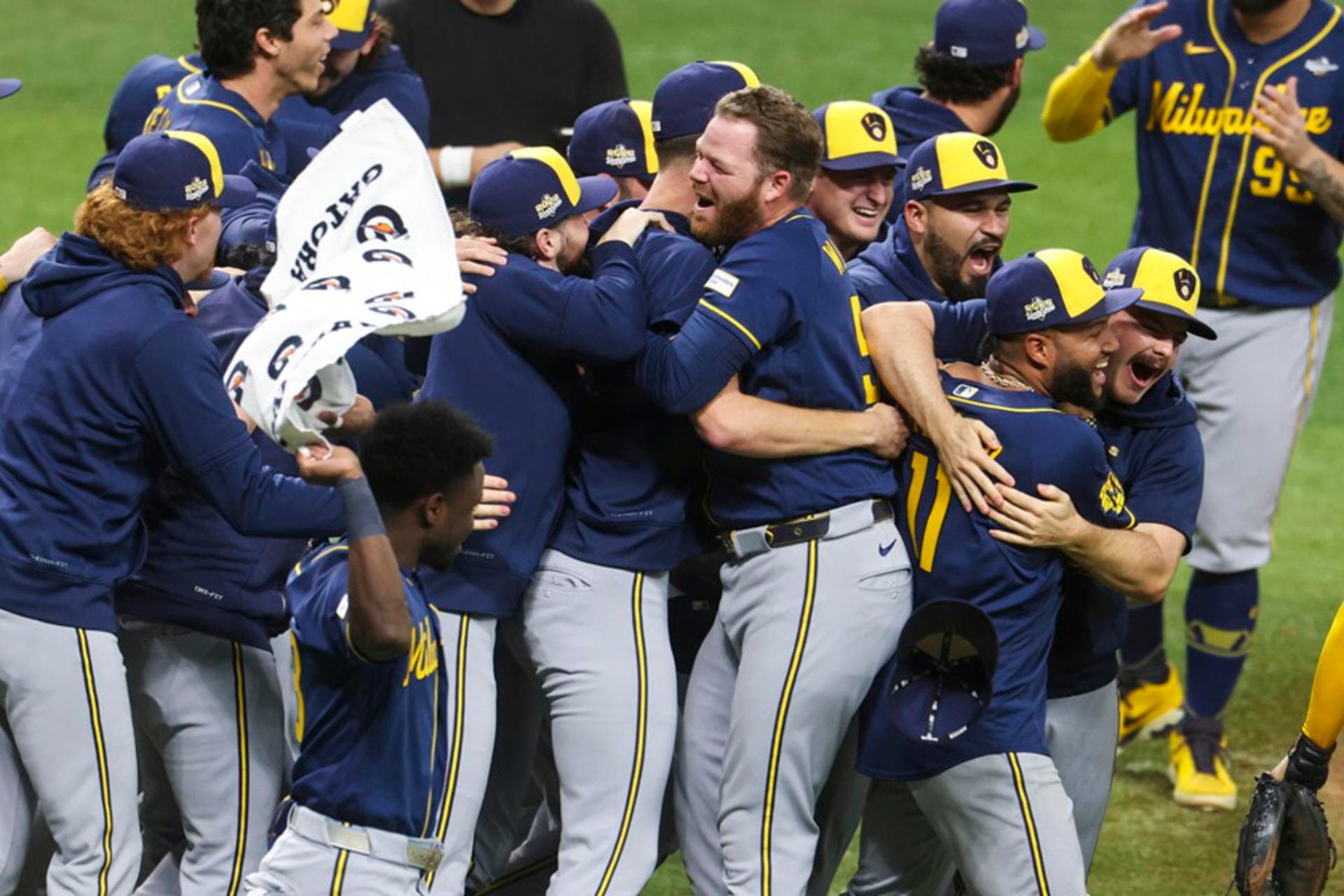 Los Cerveceros ganan su primer campeonato de las Grandes Ligas