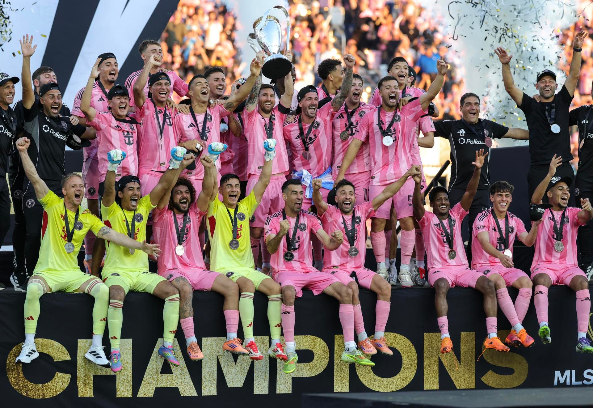 Messi da al Inter Miami su primera MLS y a Busquets y Alba, el adiós merecido