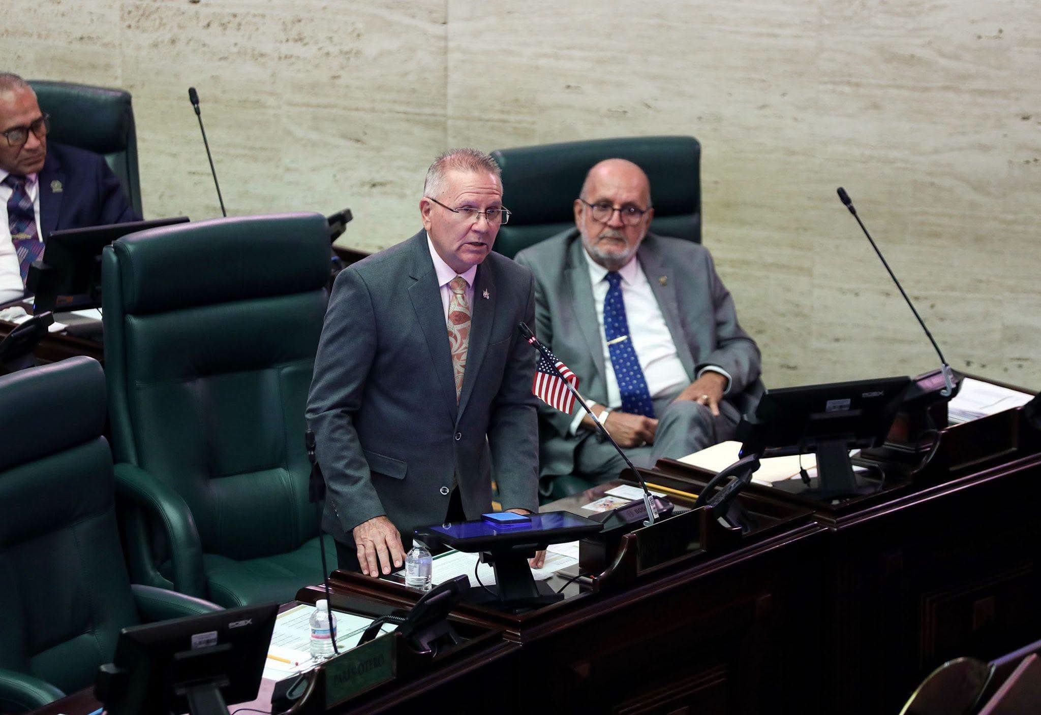 El PNP acusa al PIP de apoyar medida impulsada por el comunismo