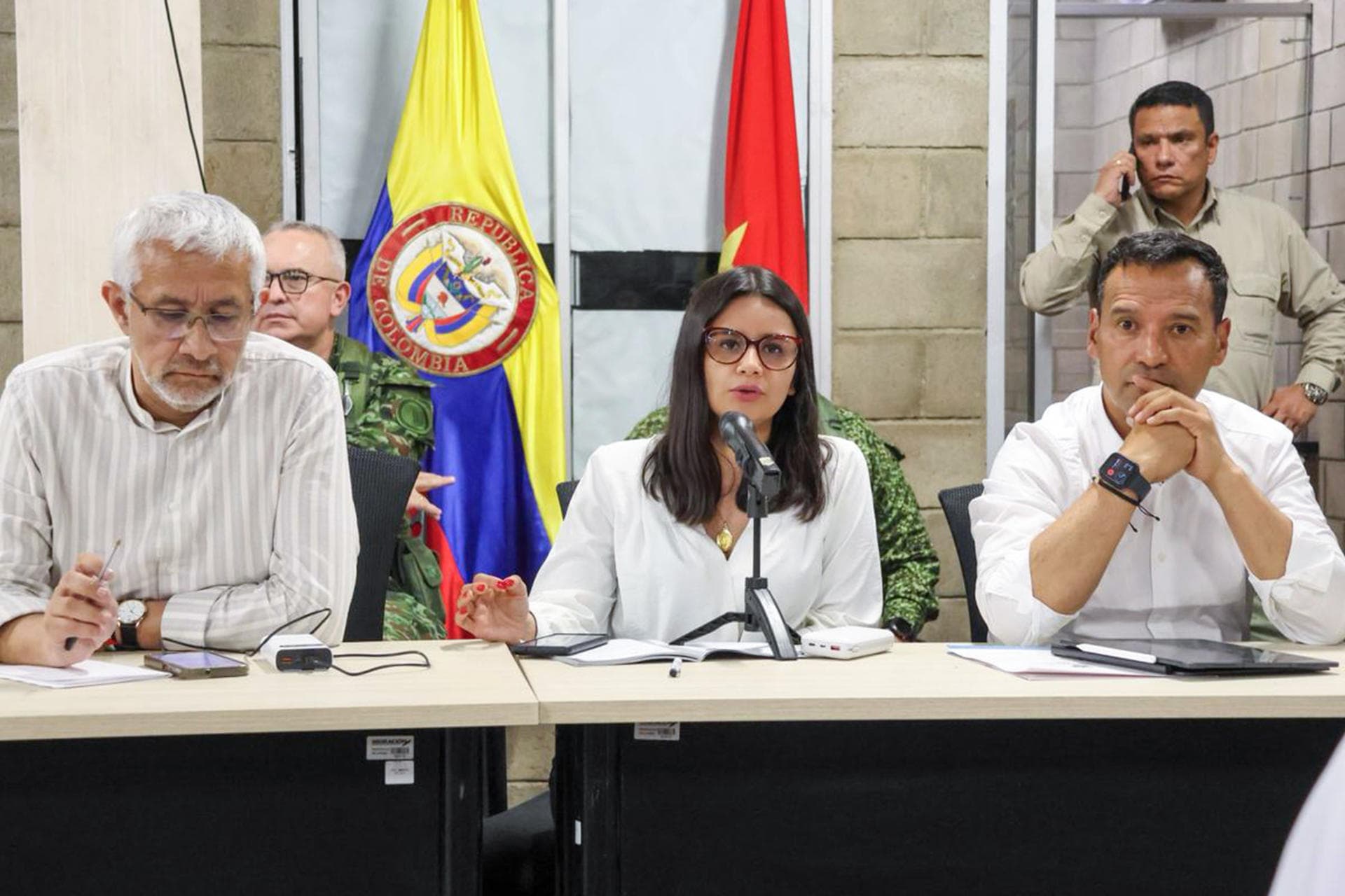 Colombia desplegará 30,000 soldados en la frontera con Venezuela