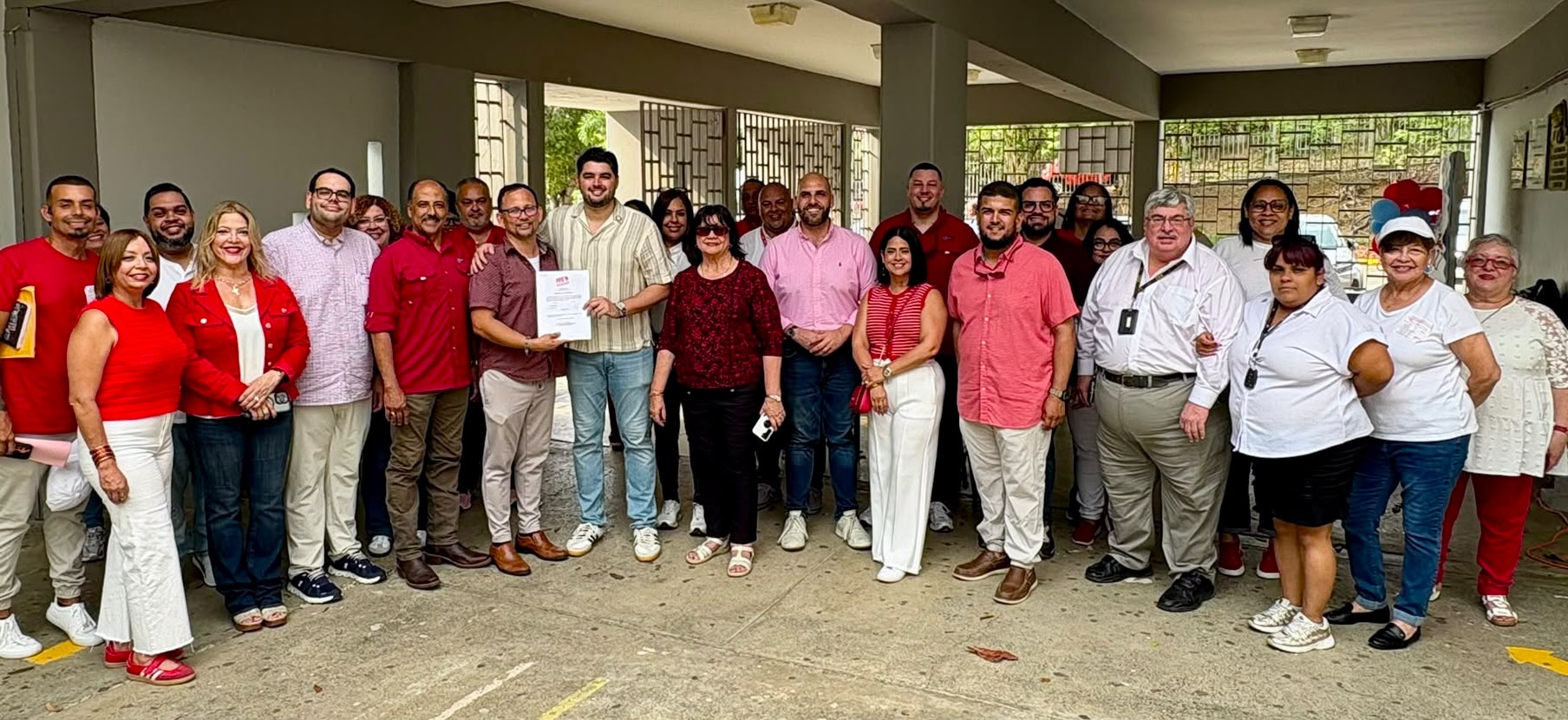 Imagen de la cobertura de: Sobre 1,000 populares eligen al presidente Comité Municipal de Lajas