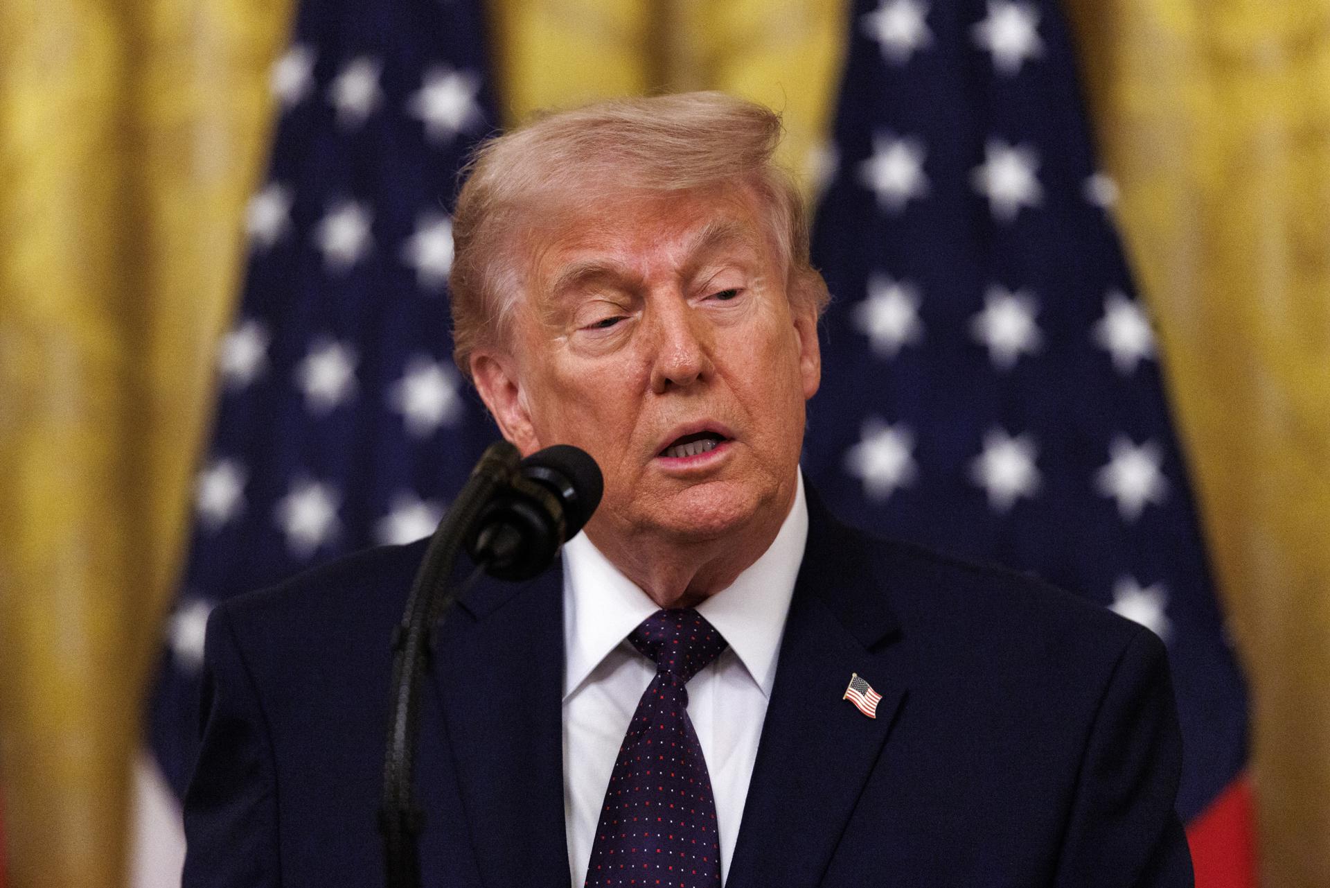Imagen del artículo de NewsPR: Aviones de combate interceptan aeronave en los Juegos Patrióticos a los que asistía Trump