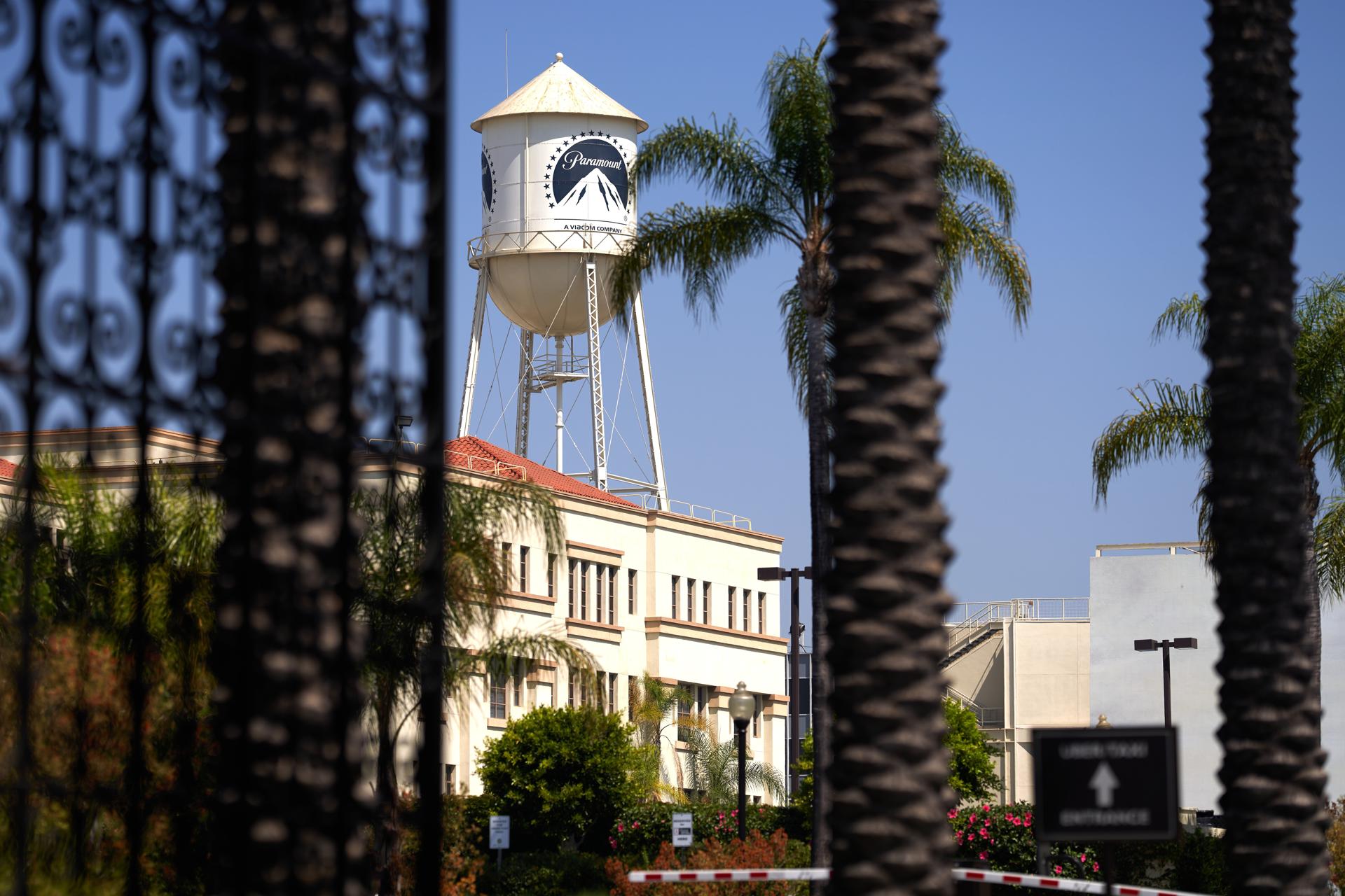 Imagen del artículo de NewsPR: Paramount y el estado de California mantendrán conversaciones sobre la fusión con Warner