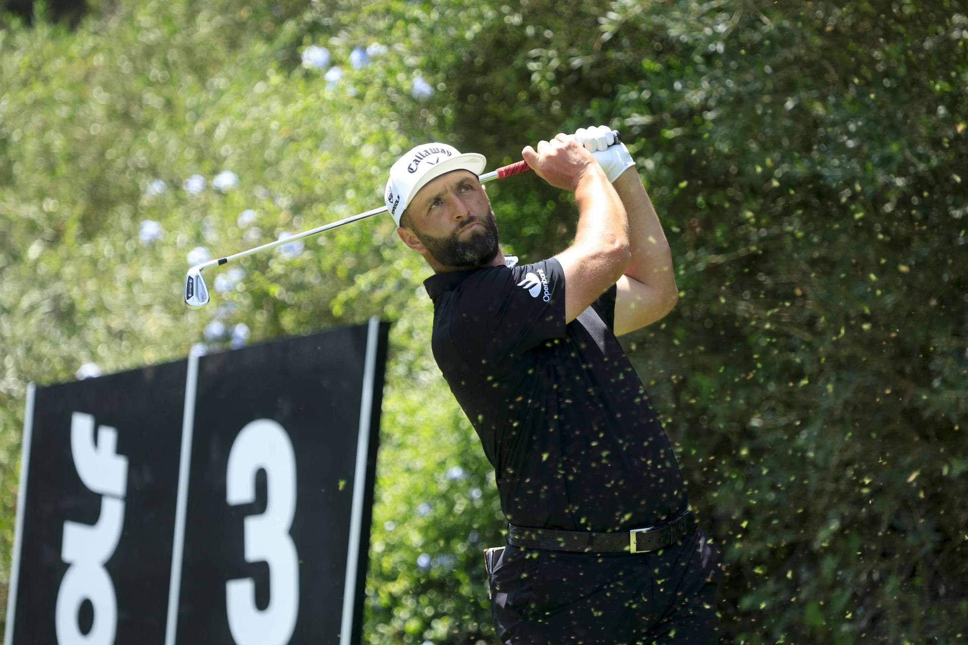Imagen de la cobertura de: LIV Golf encara un mes decisivo sobre su futuro