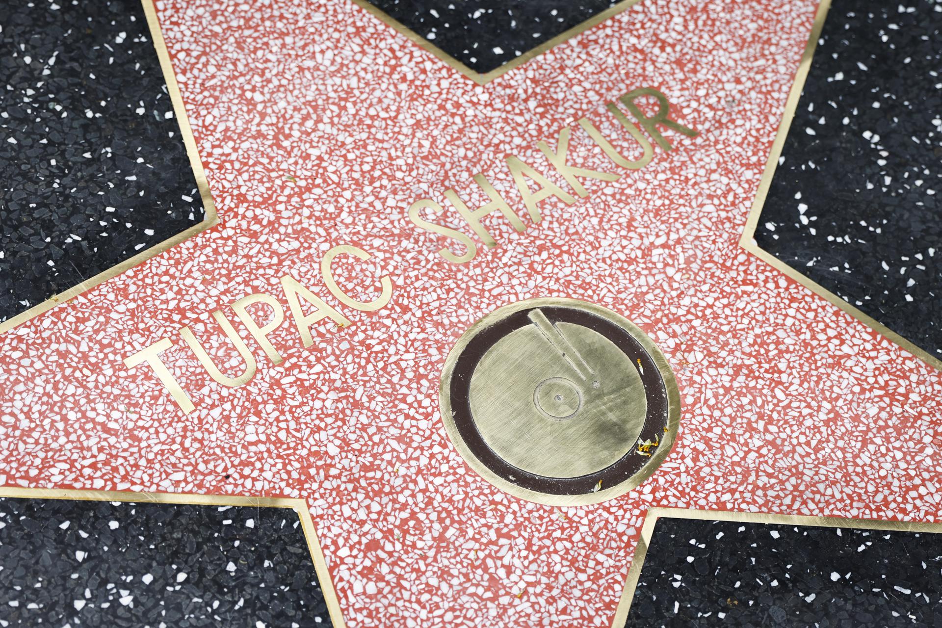 Imagen del artículo de NewsPR: Un jurado declara culpable a exlíder de pandilla que planeó el asesinato de Tupac Shakur
