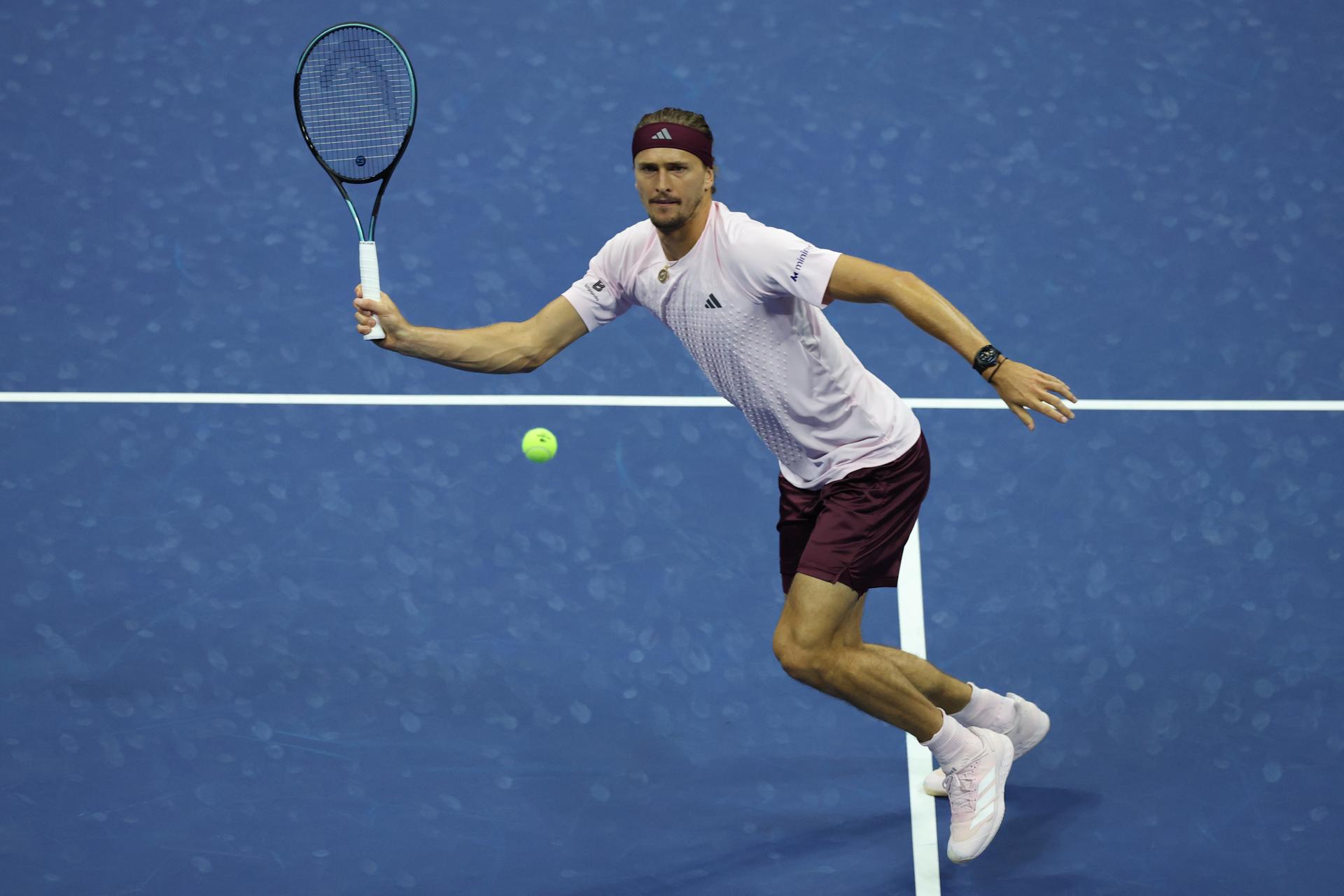 Imagen de la cobertura de: Zverev avanza a semifinales del Abierto de Estados Unidos y enfrentará a Khachanov