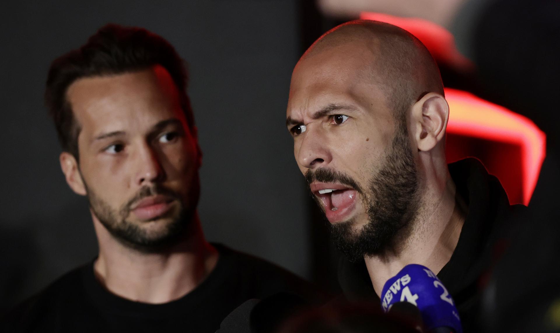 Imagen de la cobertura de: Los hermanos Tate enfrentan nuevos cargos en Rumanía por presunta explotación sexual de una menor