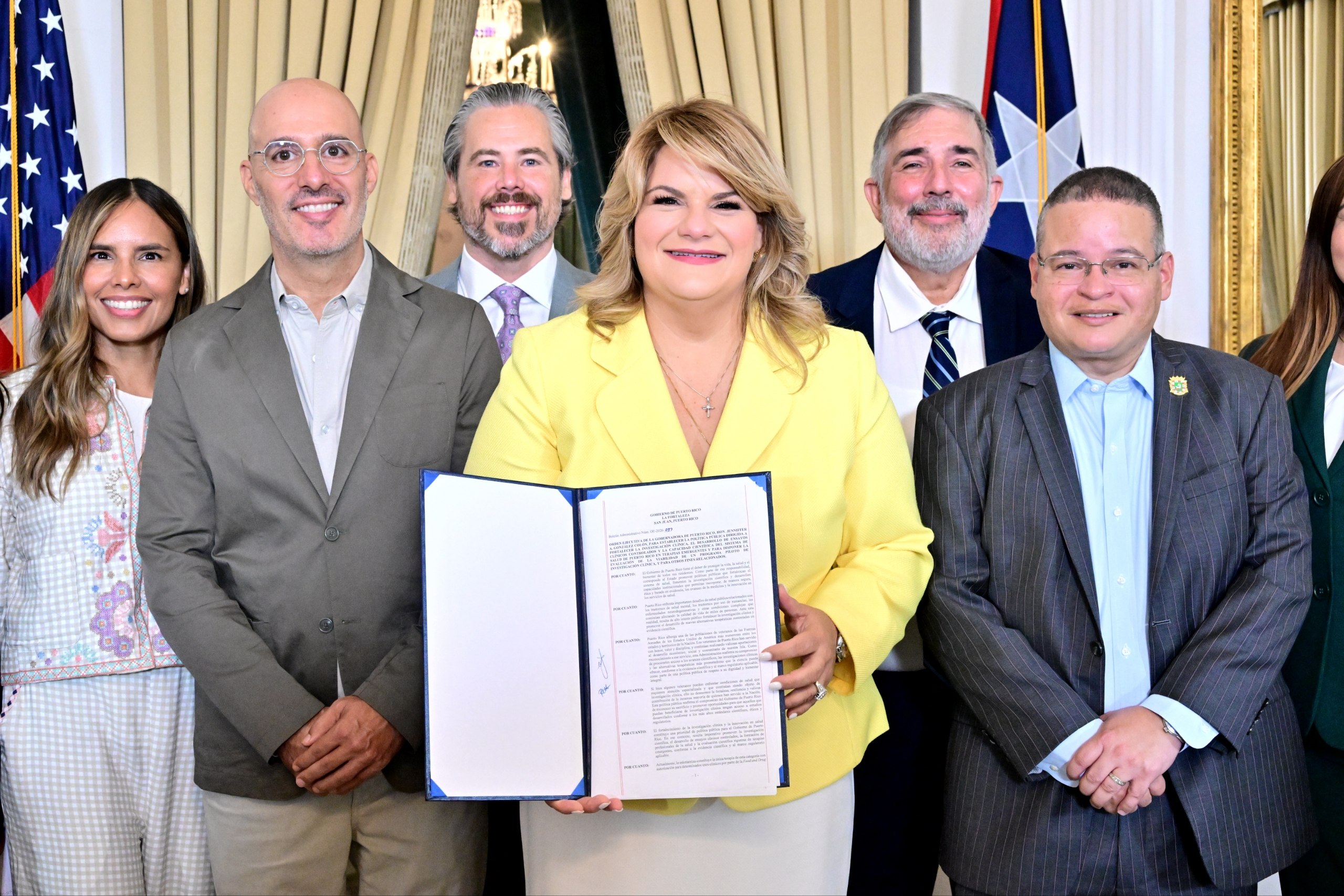 Imagen de la cobertura de: Gobernadora firma Orden Ejecutiva para fortalecer la investigación clínica en Puerto Rico