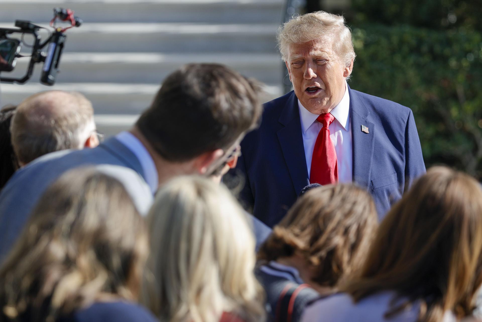 Imagen del artículo de NewsPR: Trump afirma que los buques de EE.UU. "pasarán" por Cuba tras la guerra en Irán