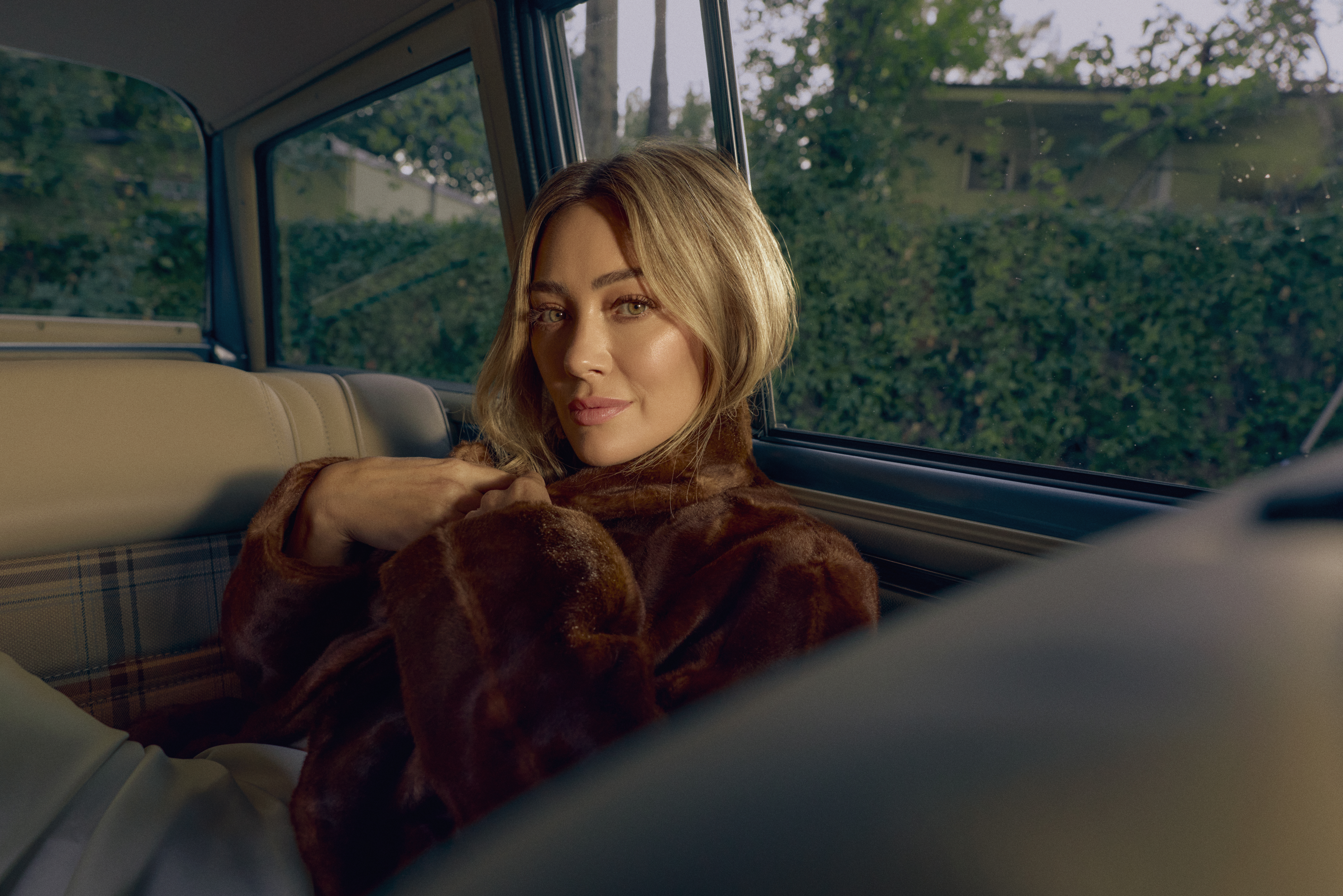 Imagen del artículo de NewsPR: Hilary Duff extiende su aclamada gira “The Lucky me Tour” y llegará al Coliseo de Puerto Rico
