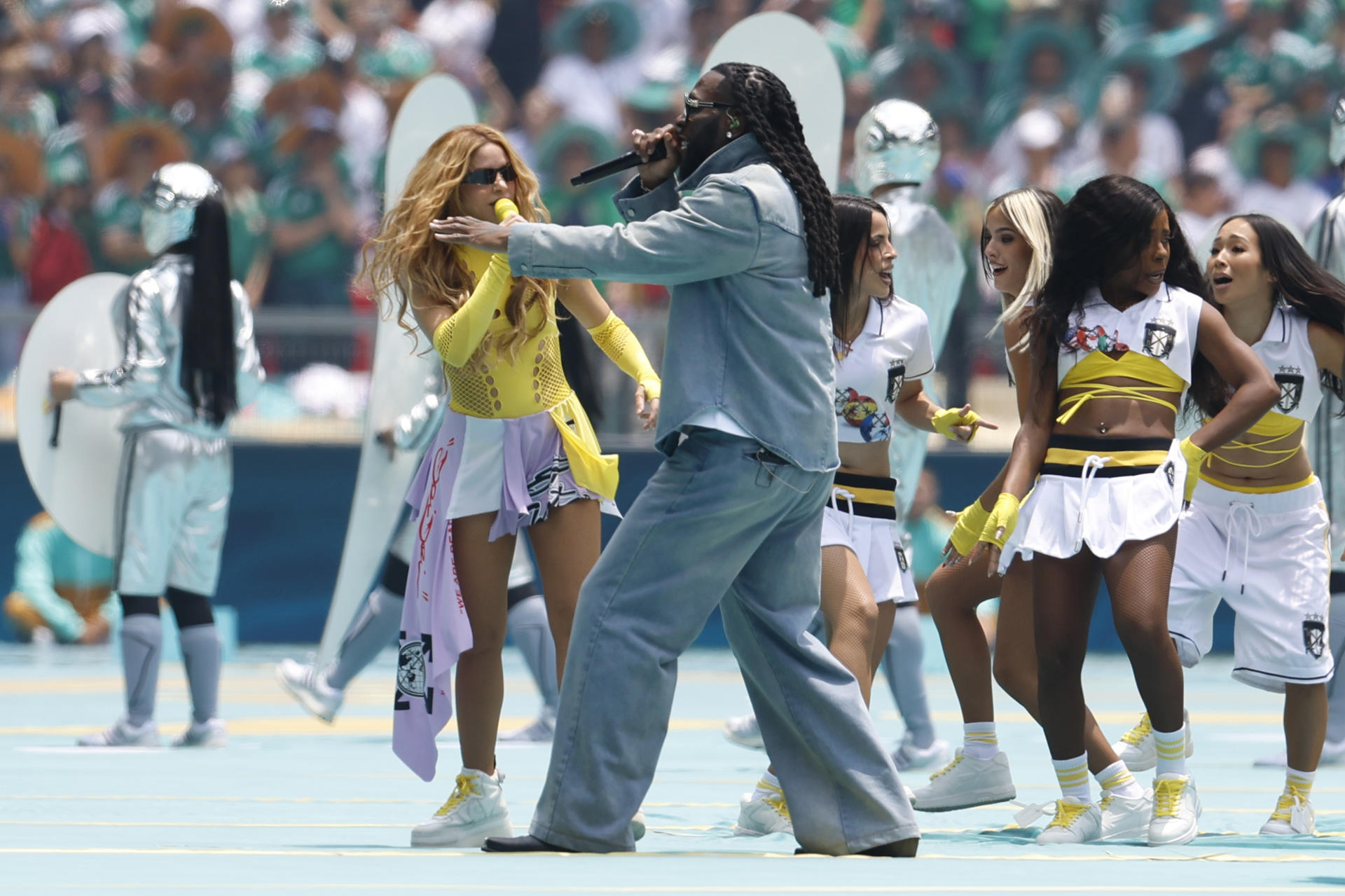 Imagen del artículo de NewsPR: Shakira lanza la versión en español de 'Dai Dai'